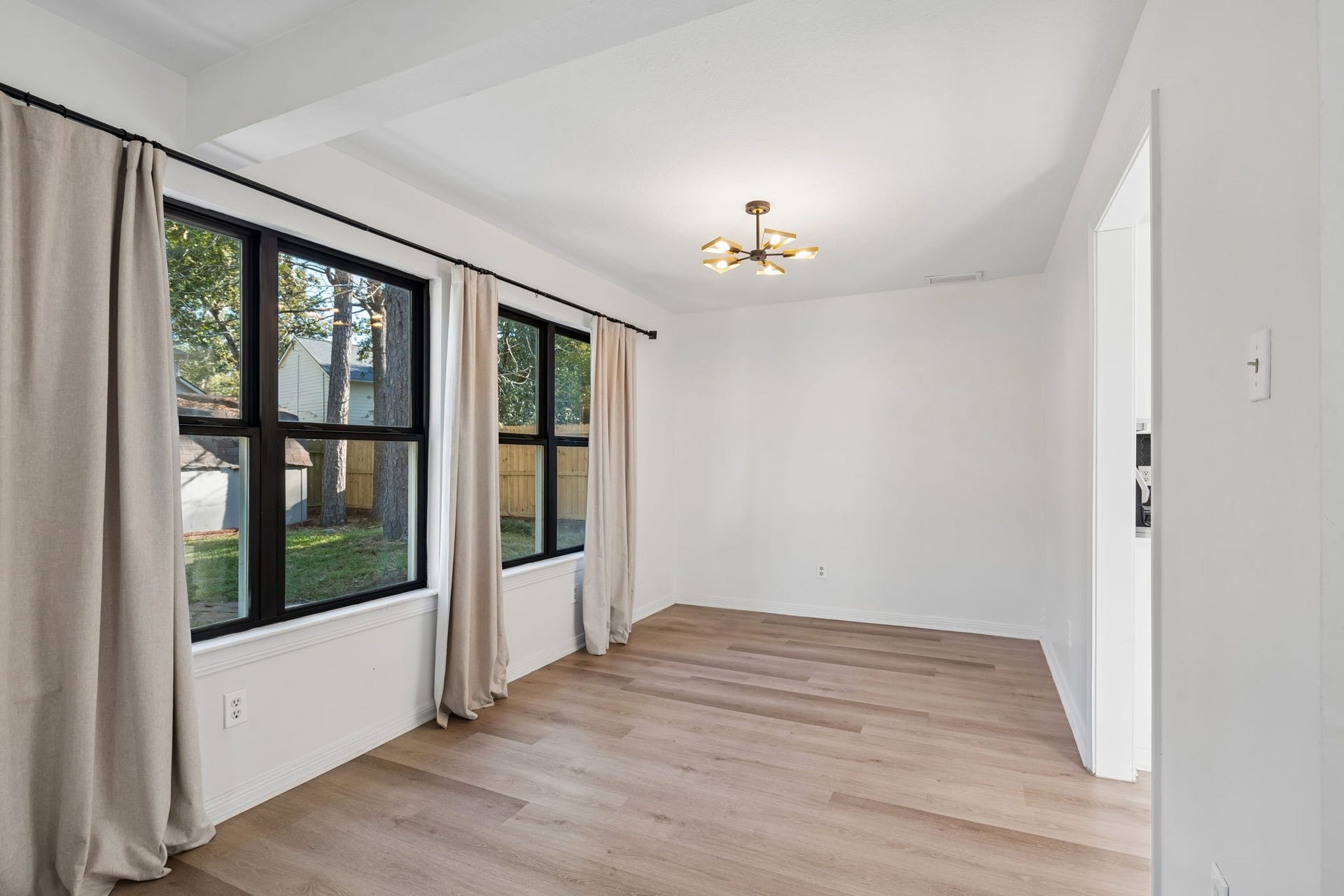 3515 Grove Oaks Drive, Houston, TX 77339 3515 Grove Oaks Drive, Houston, TX 77339