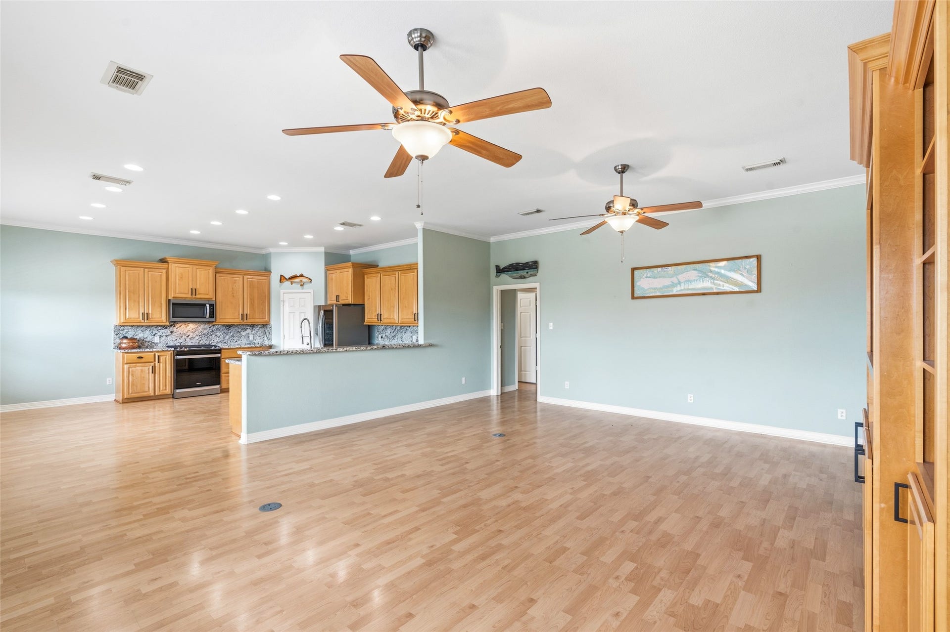 911 Bonita Street, Bayou Vista, TX 77563 911 Bonita Street, Bayou Vista, TX 77563
