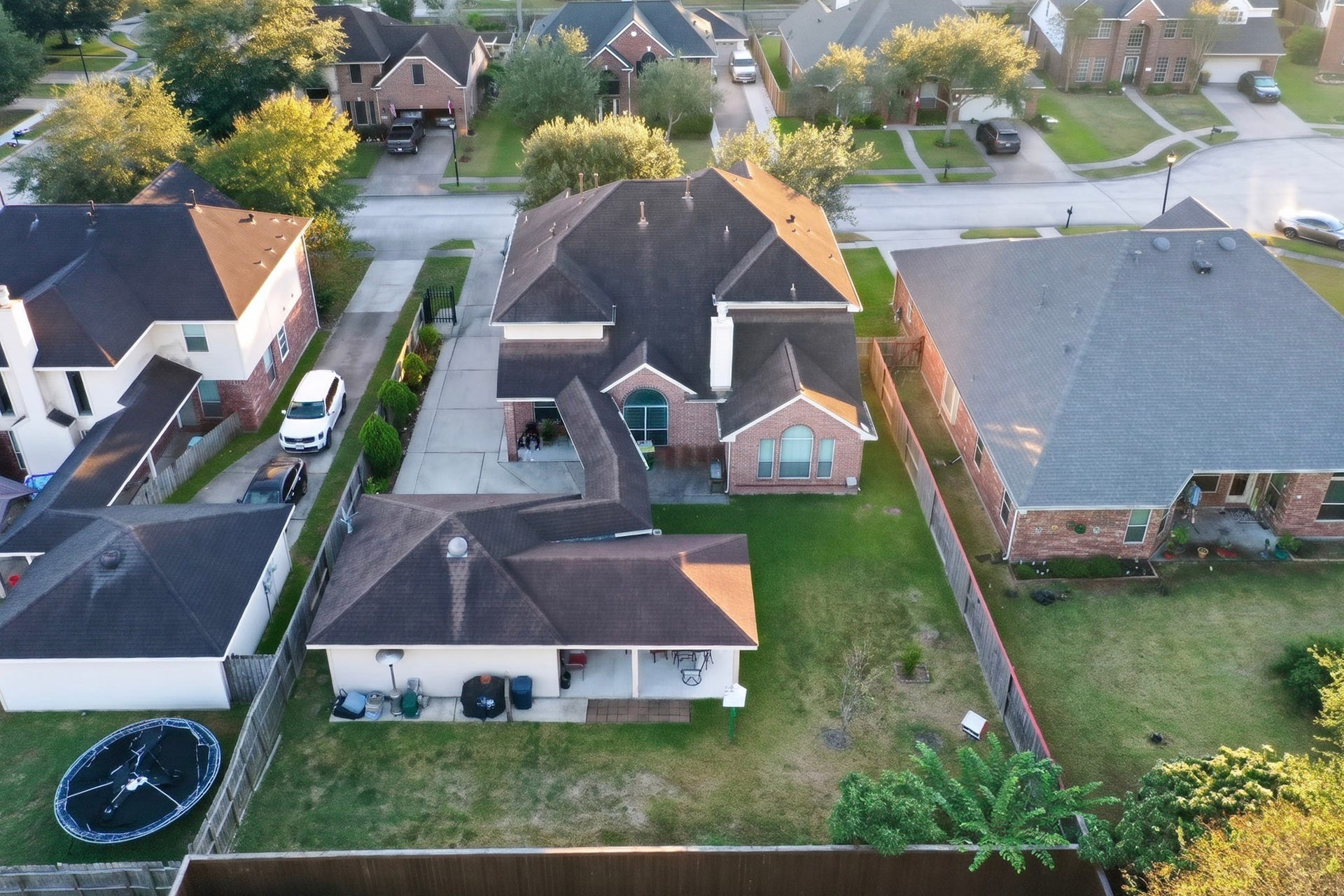 1103 Messina Court, Pearland, TX 77581 1103 Messina Court, Pearland, TX 77581