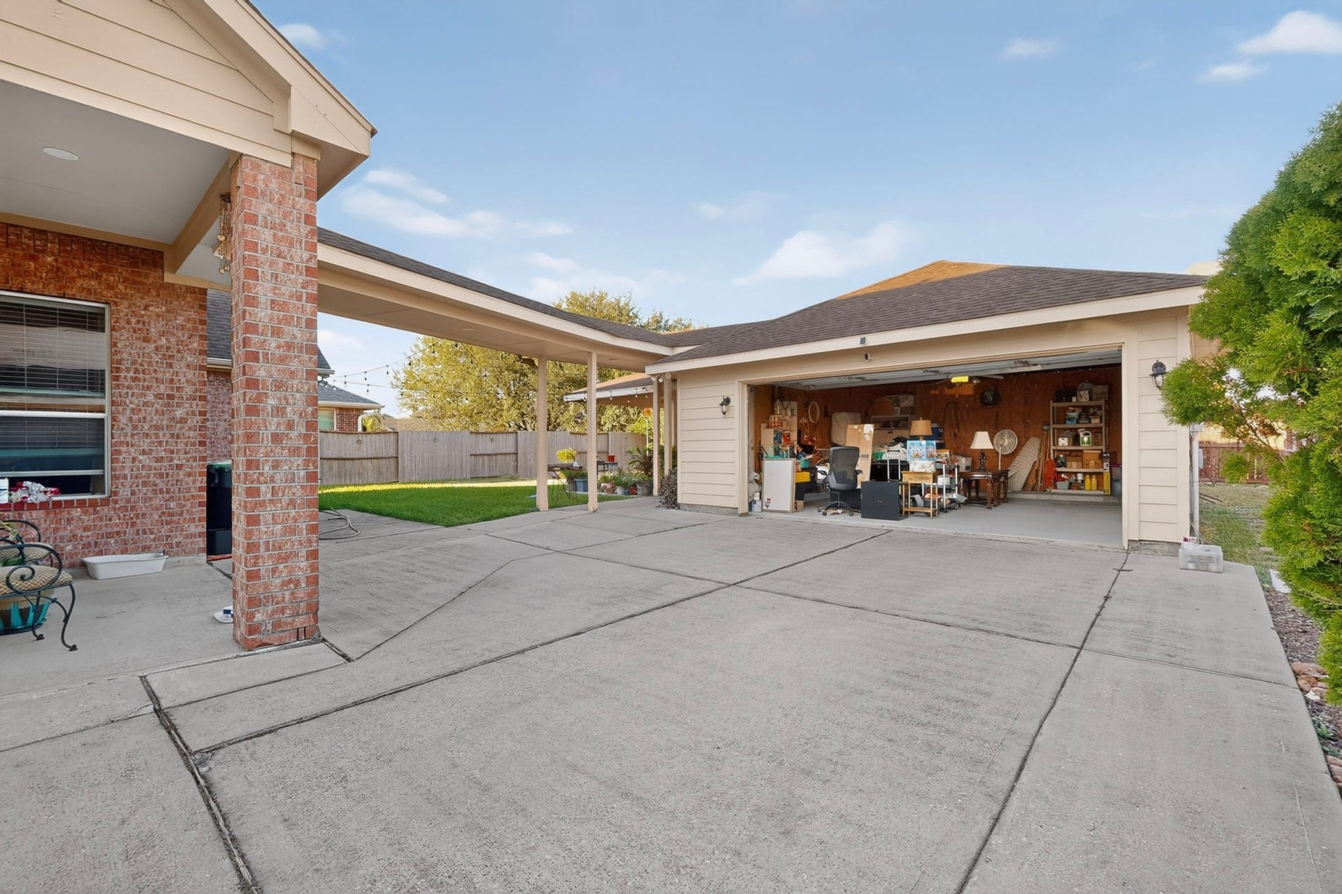 1103 Messina Court, Pearland, TX 77581 1103 Messina Court, Pearland, TX 77581