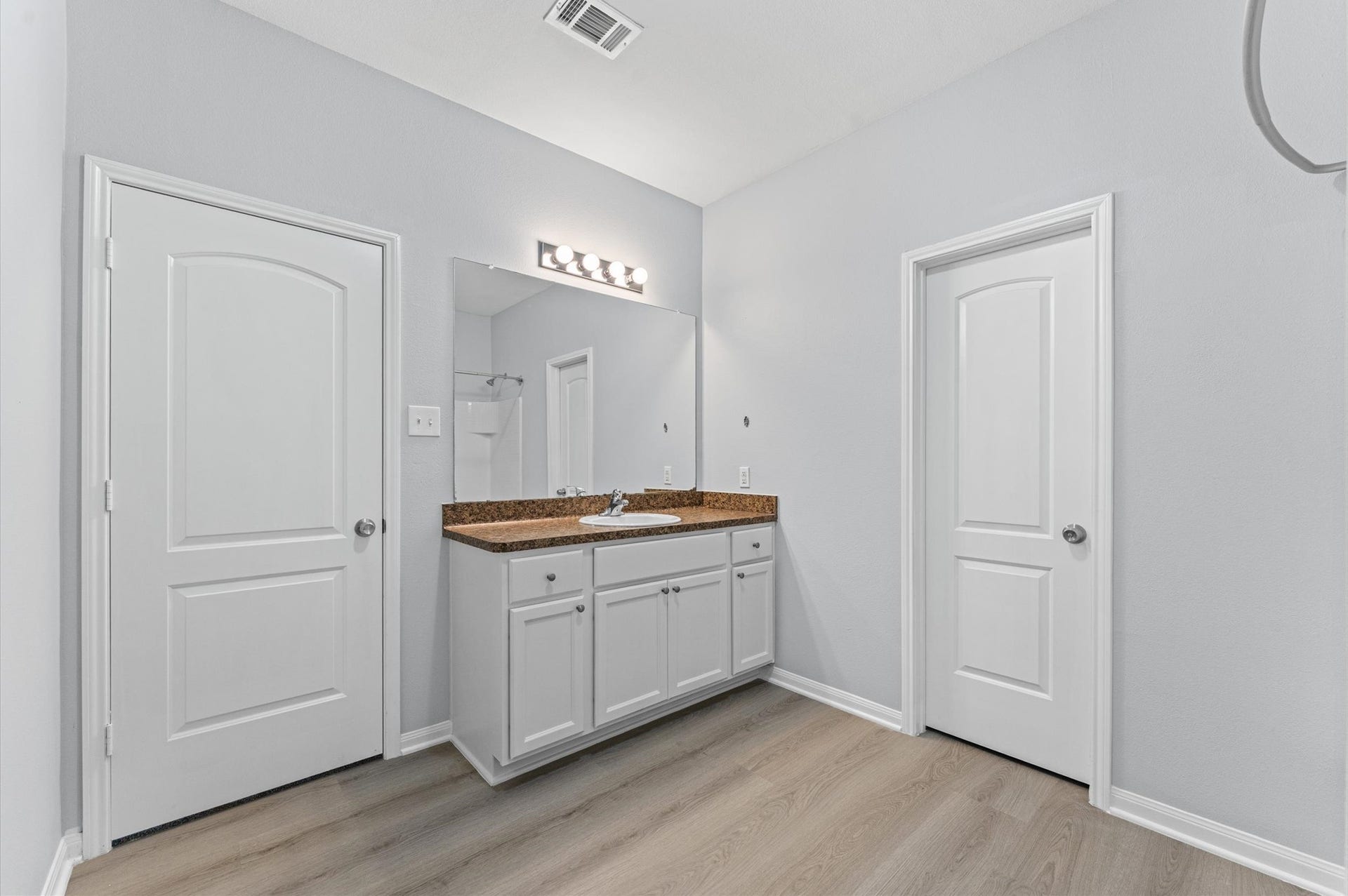 17118 Common Point Drive, Houston, TX 77090 17118 Common Point Drive, Houston, TX 77090