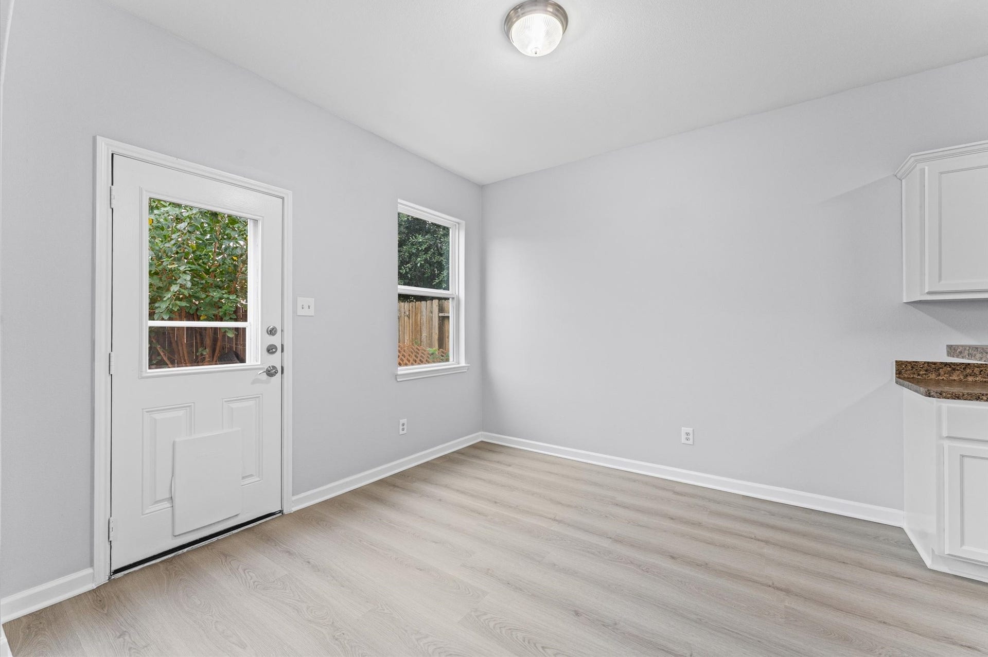 17118 Common Point Drive, Houston, TX 77090 17118 Common Point Drive, Houston, TX 77090