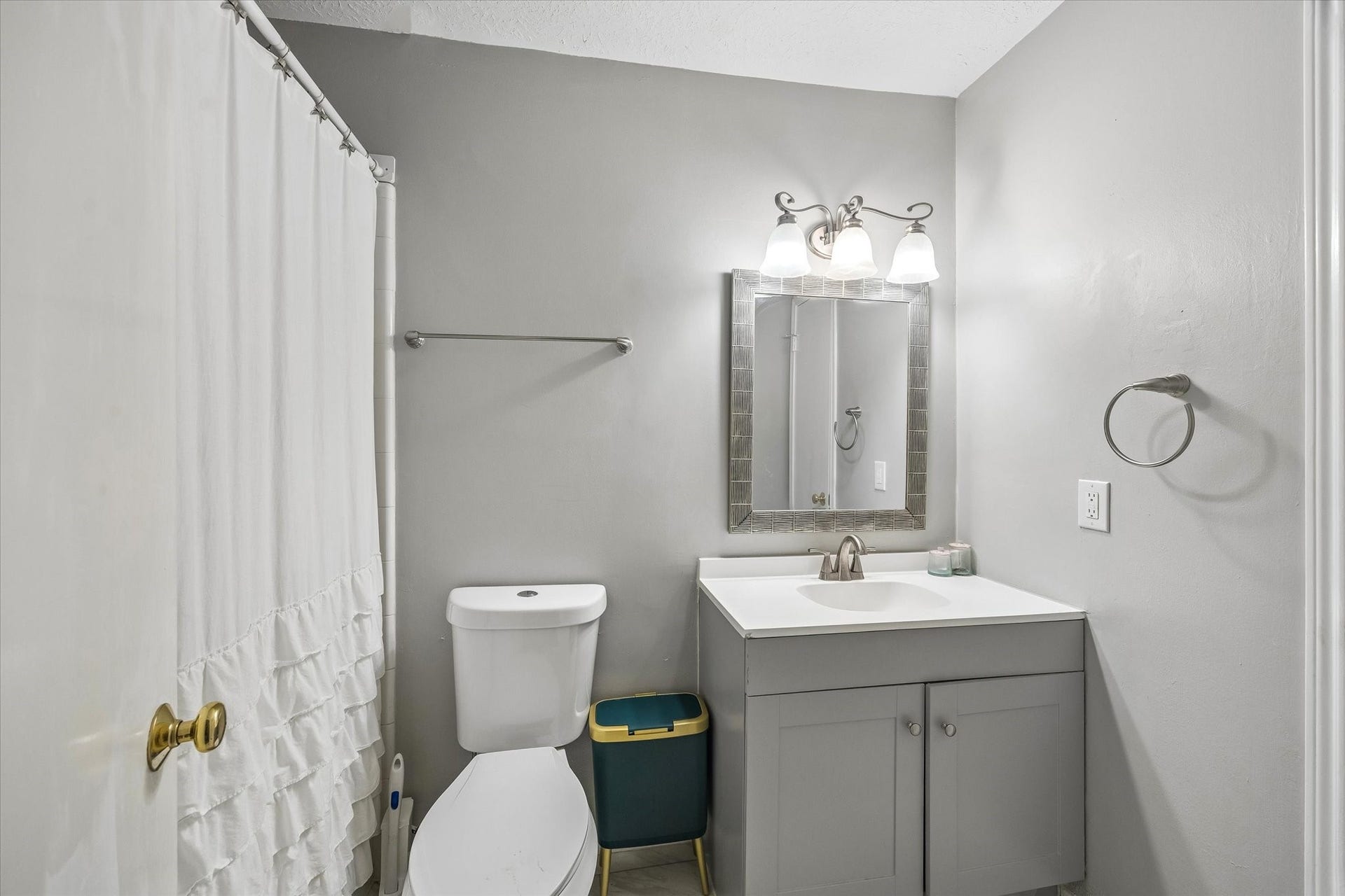 7350 Kirby Drive, #6, Houston, TX 77030 7350 Kirby Drive, #6, Houston, TX 77030