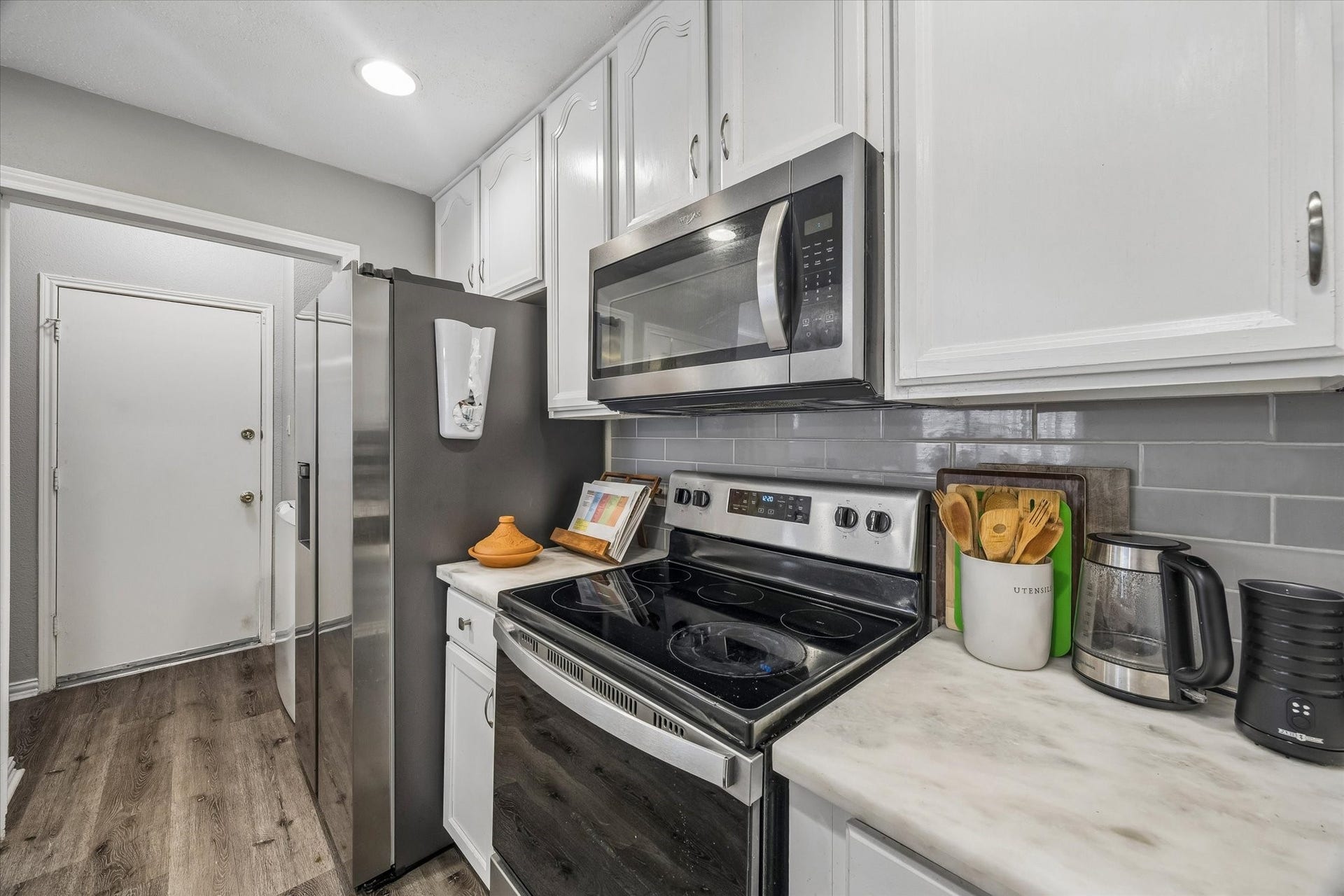 7350 Kirby Drive, #6, Houston, TX 77030 7350 Kirby Drive, #6, Houston, TX 77030