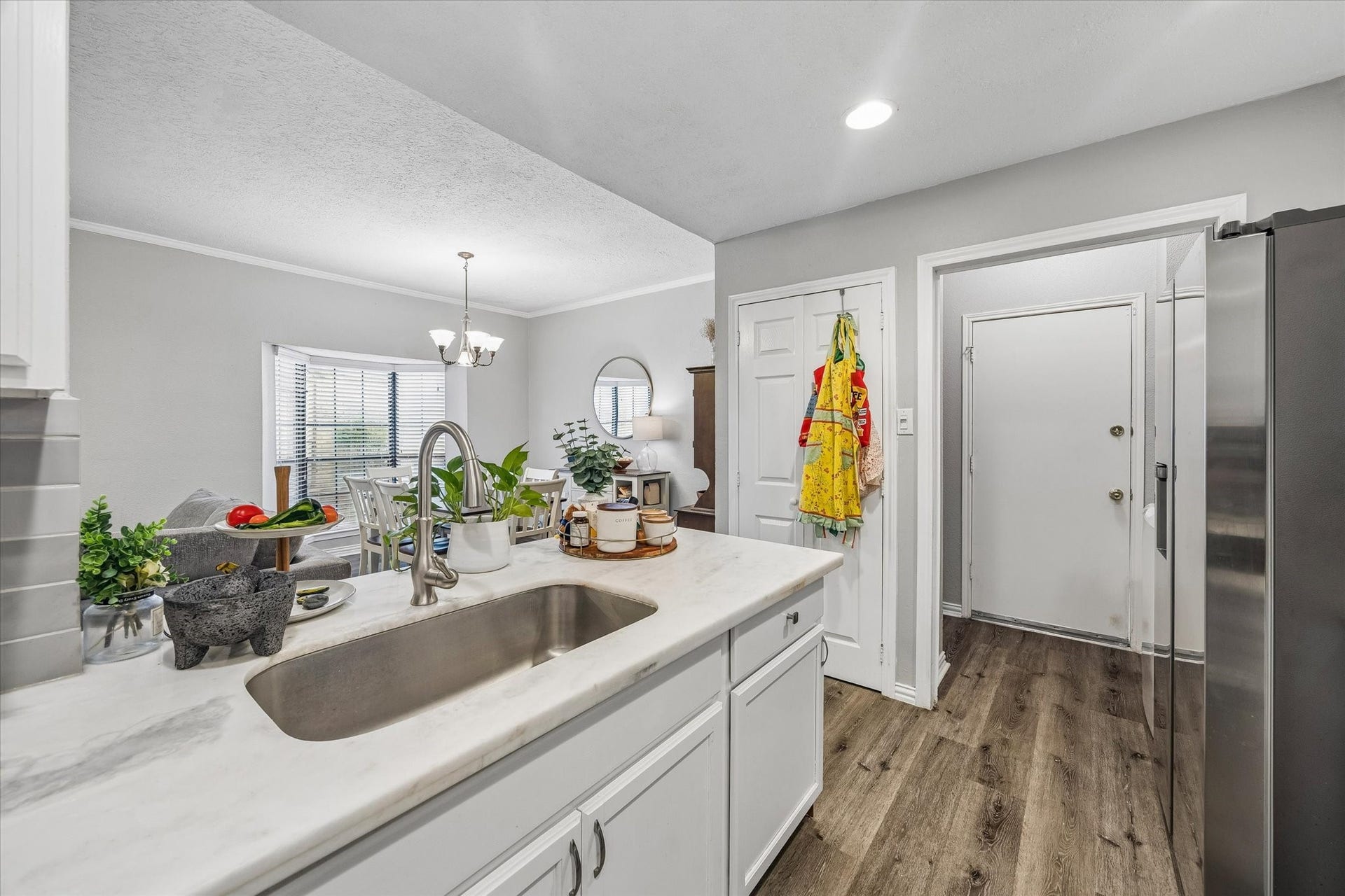 7350 Kirby Drive, #6, Houston, TX 77030 7350 Kirby Drive, #6, Houston, TX 77030