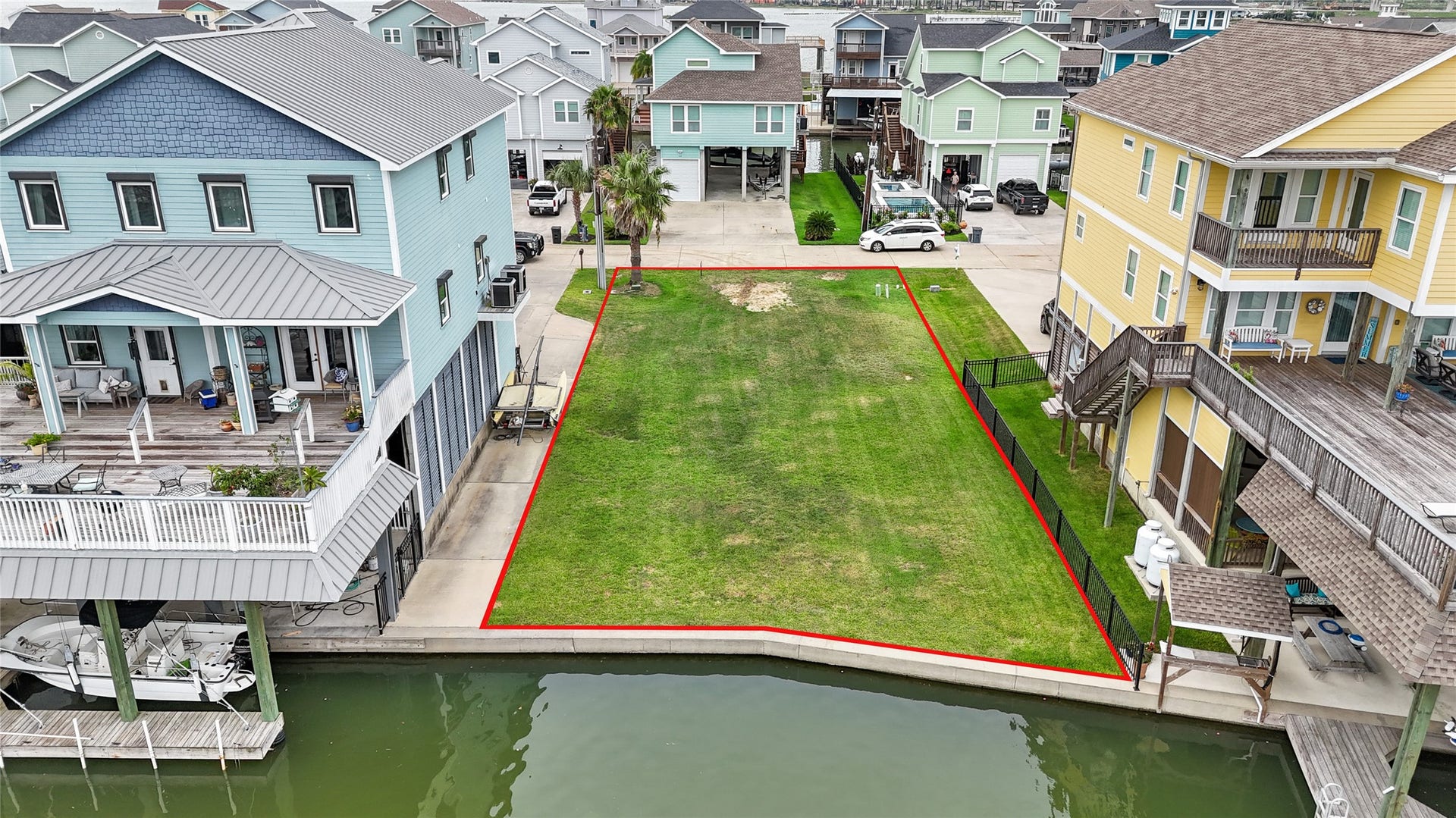 413 Amanda Circle, Tiki Island, TX 77554 Lot is cleared and ready for new build!