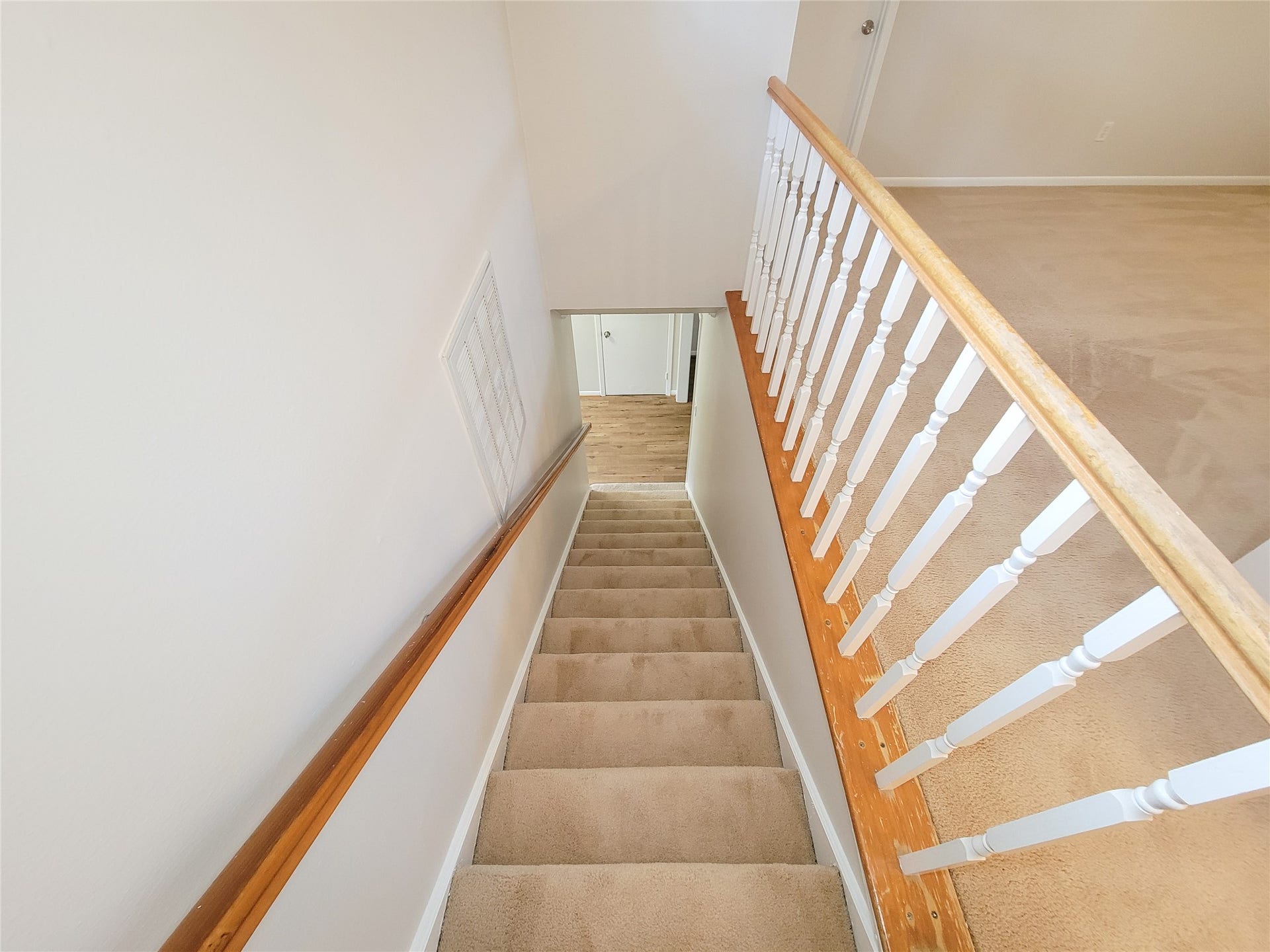 18583 Martinique Drive, Nassau Bay, TX 77058 Stairway leading to upstairs gameroom and 2 more bedrooms and bathroom