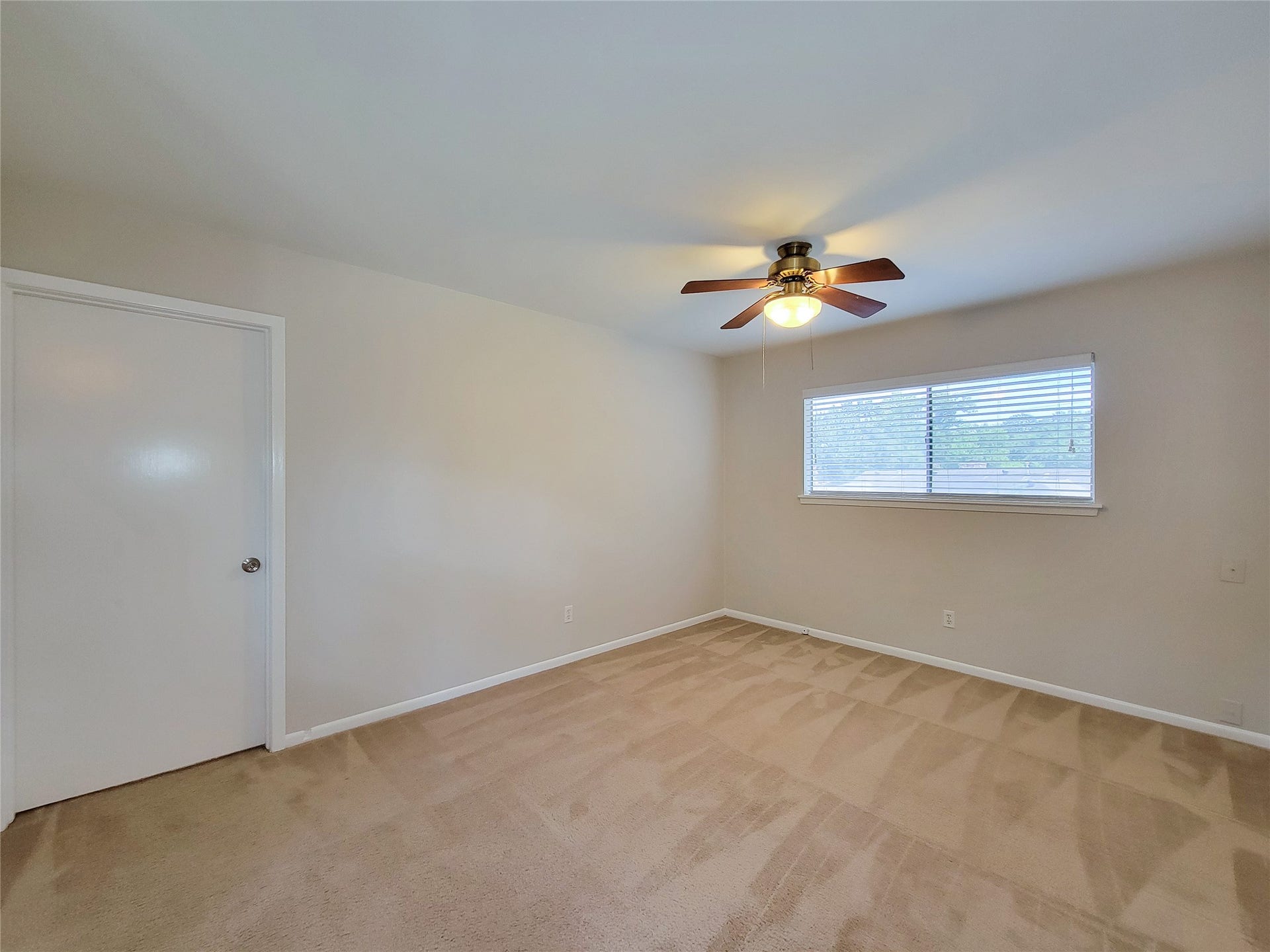 18583 Martinique Drive, Nassau Bay, TX 77058 Bedroom # 3 Upstairs