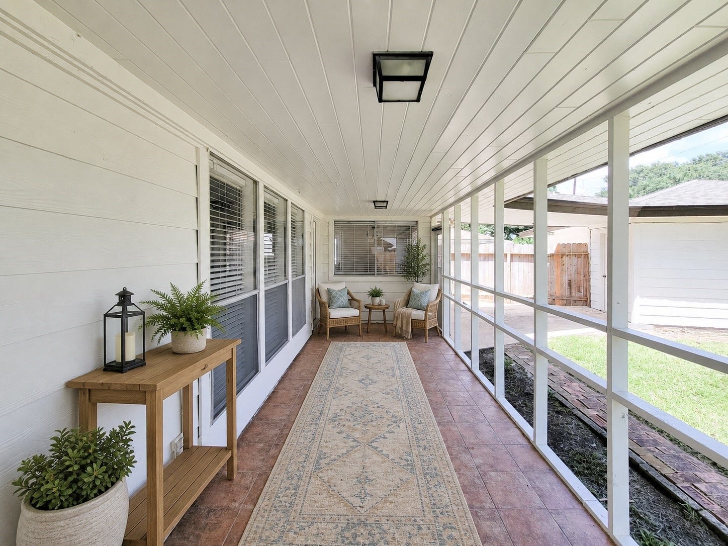 18583 Martinique Drive, Nassau Bay, TX 77058 18583 Martinique Drive, Nassau Bay, TX 77058