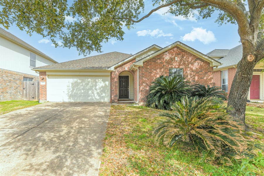 Property photo for 2415 Fox River Lane, Spring, TX