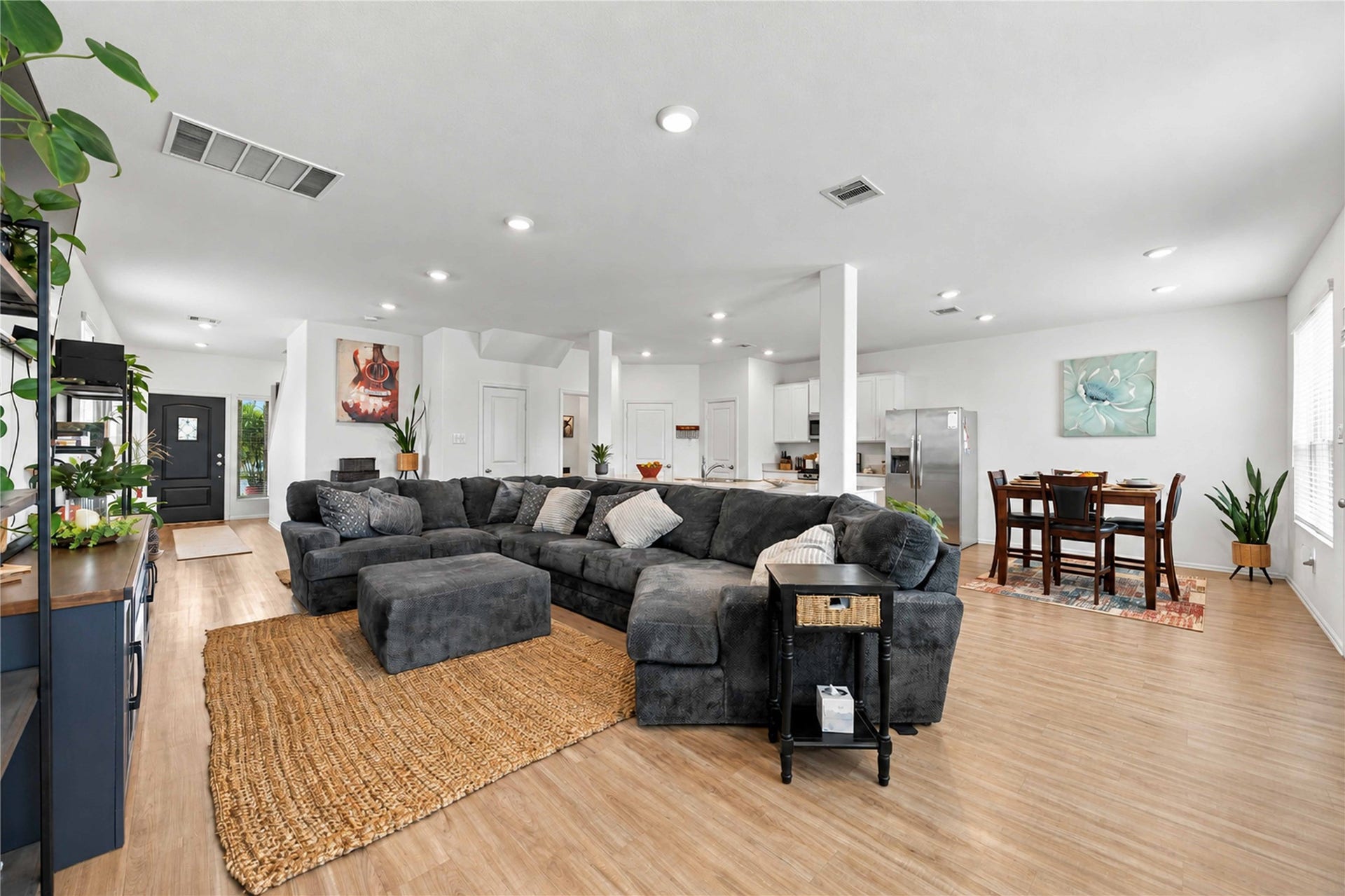 19302 Via Vinovo Court, New Caney, TX 77357 *Plants virtually removed to show full kitchen wall*