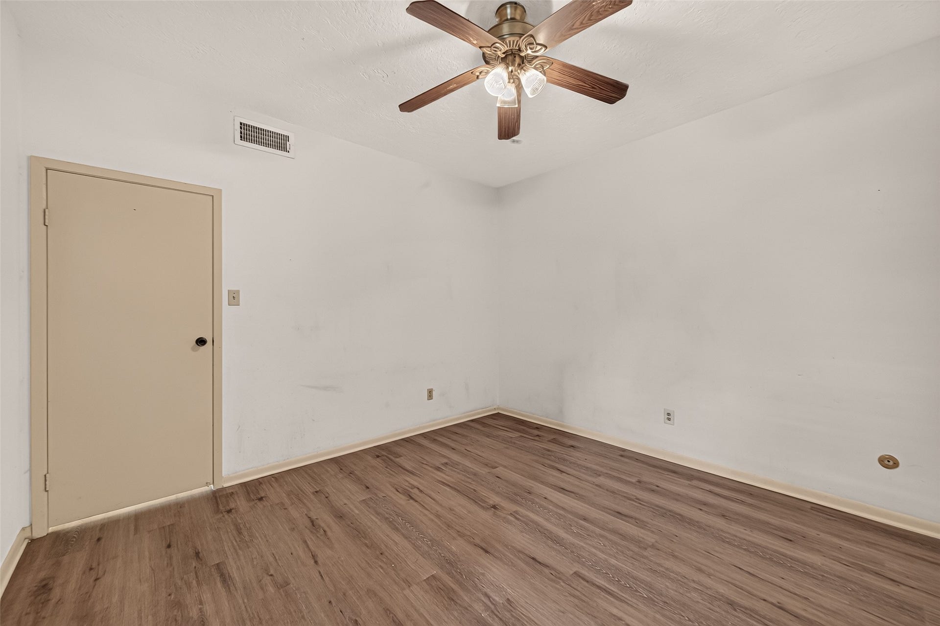 2021 Spenwick Drive, #217, Houston, TX 77055 2021 Spenwick Drive, #217, Houston, TX 77055