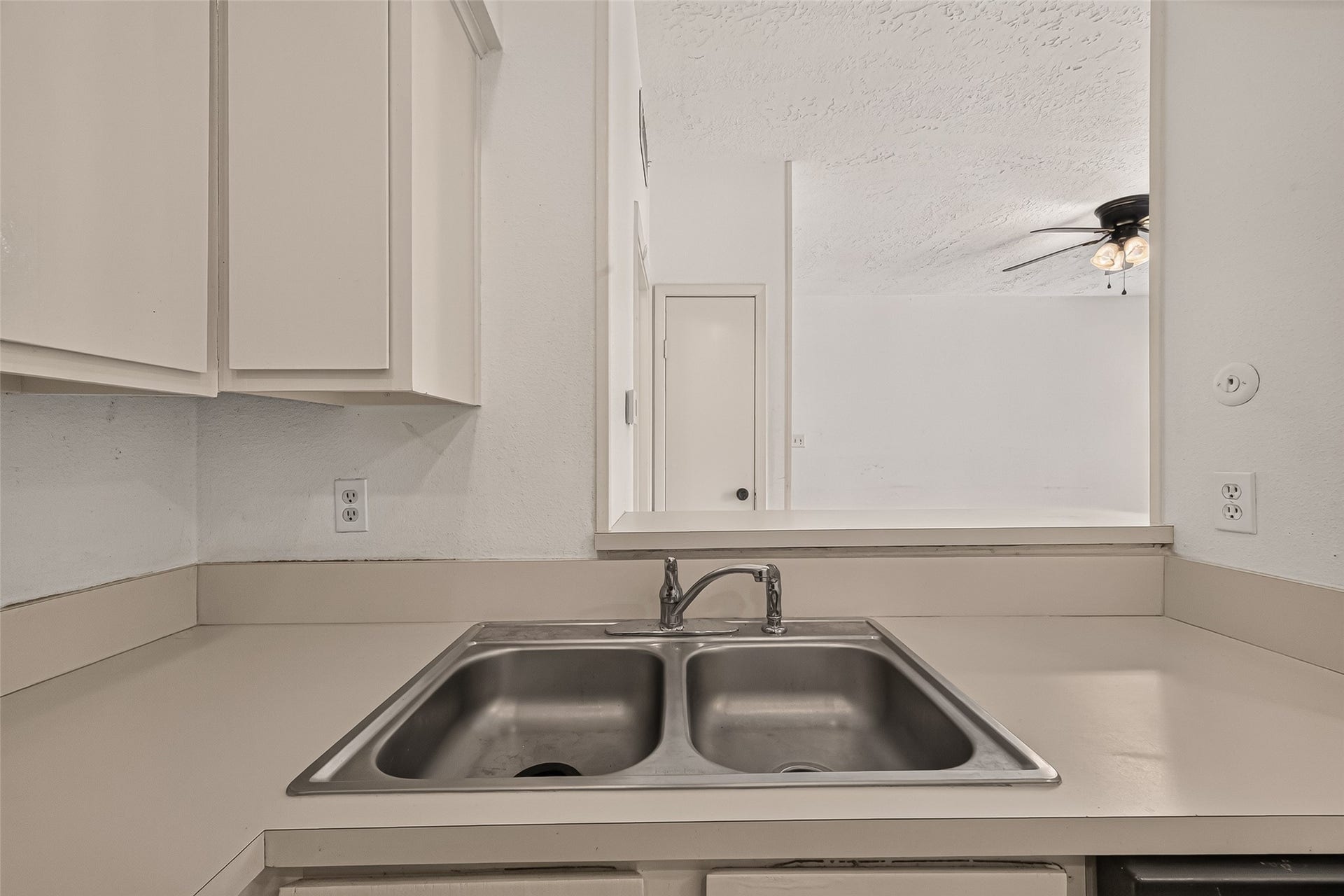 2021 Spenwick Drive, #217, Houston, TX 77055 2021 Spenwick Drive, #217, Houston, TX 77055
