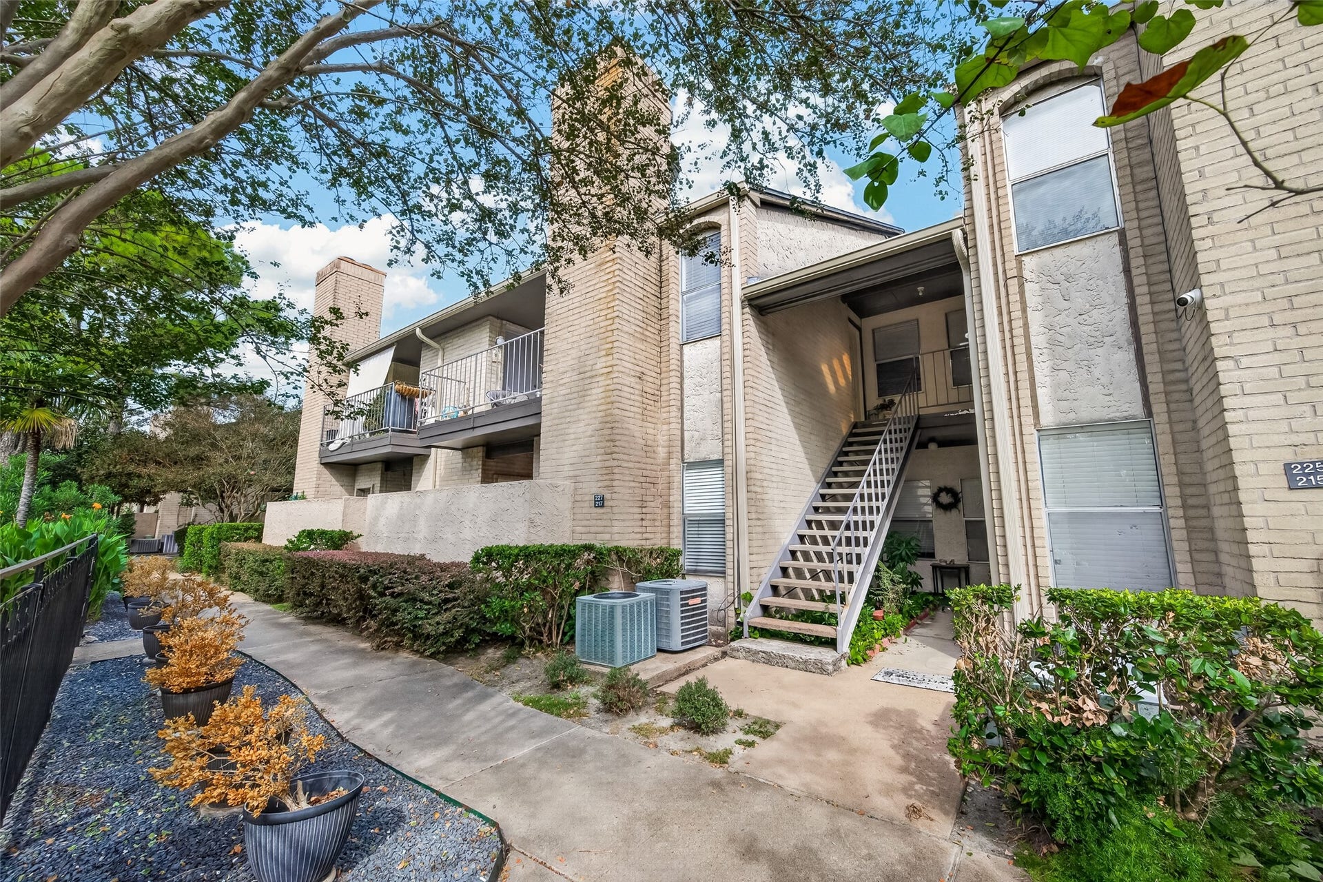 2021 Spenwick Drive, #217, Houston, TX 77055 2021 Spenwick Drive, #217, Houston, TX 77055
