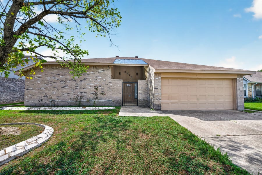 Property photo for 8322 Carmelwood Lane, Humble, TX