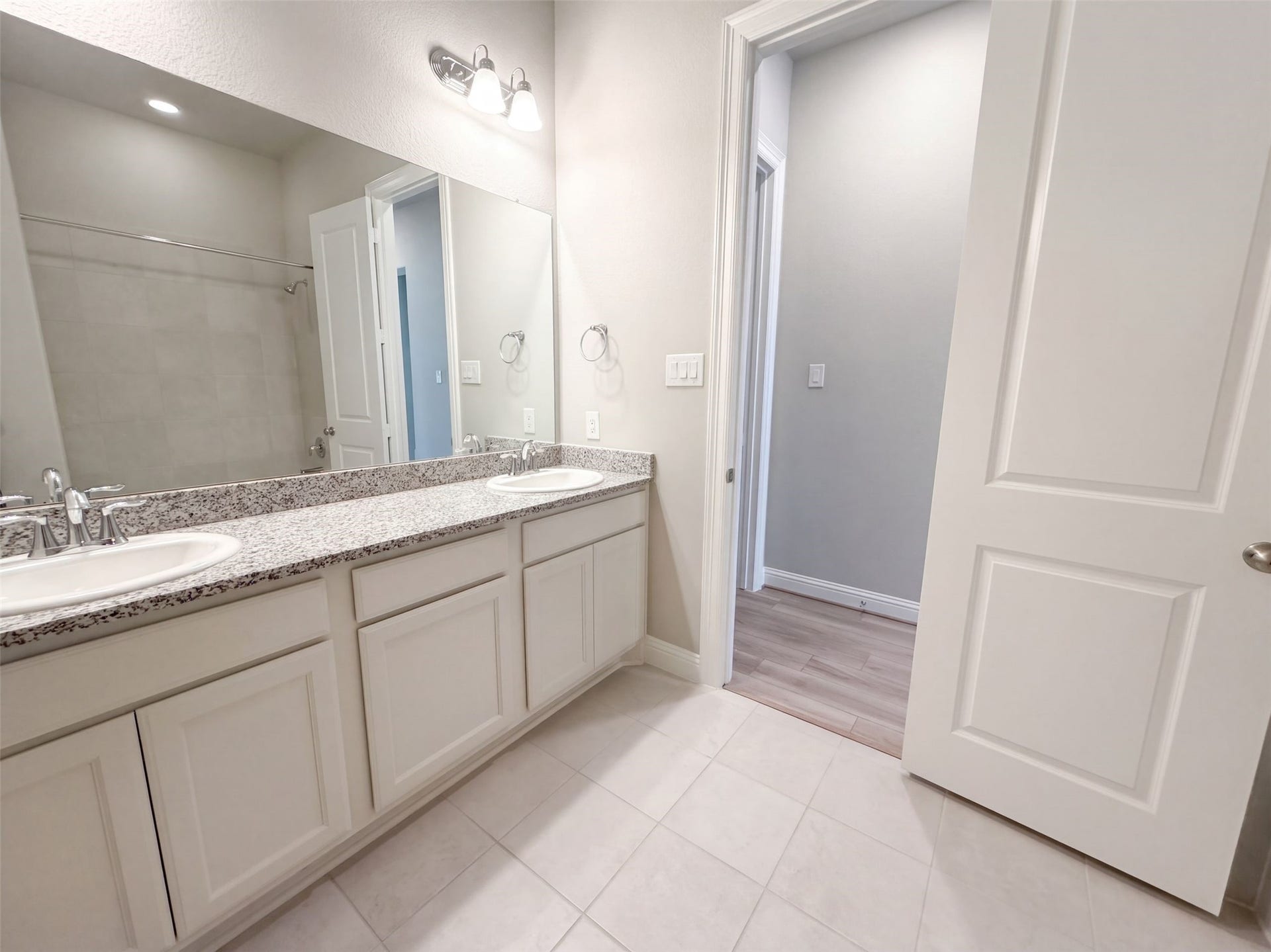 317 Treaty Oak Court, Magnolia, TX 77354 317 Treaty Oak Court, Magnolia, TX 77354
