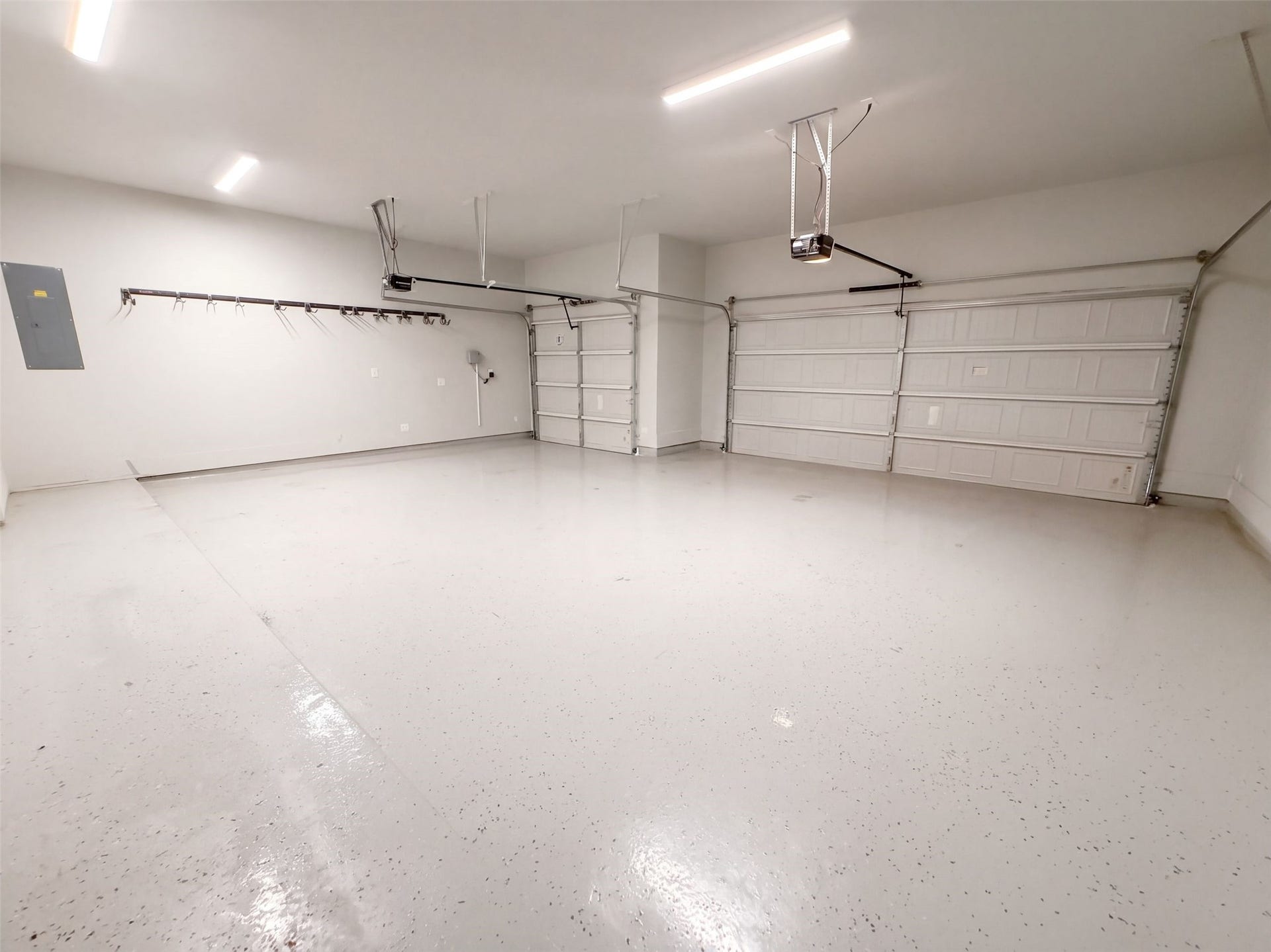 317 Treaty Oak Court, Magnolia, TX 77354 317 Treaty Oak Court, Magnolia, TX 77354