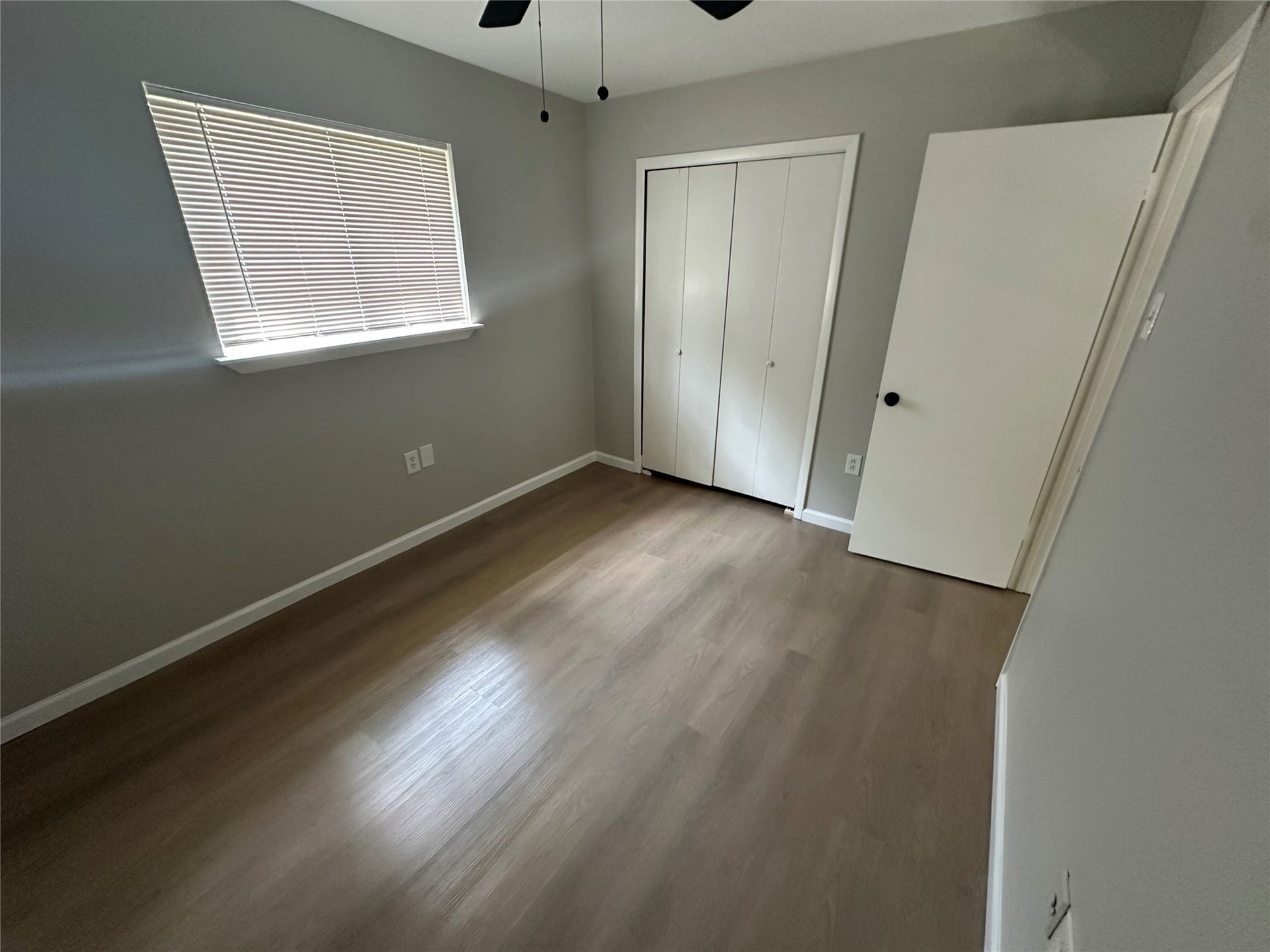 44 Yewleaf Road, The Woodlands, TX 77381 44 Yewleaf Road, The Woodlands, TX 77381