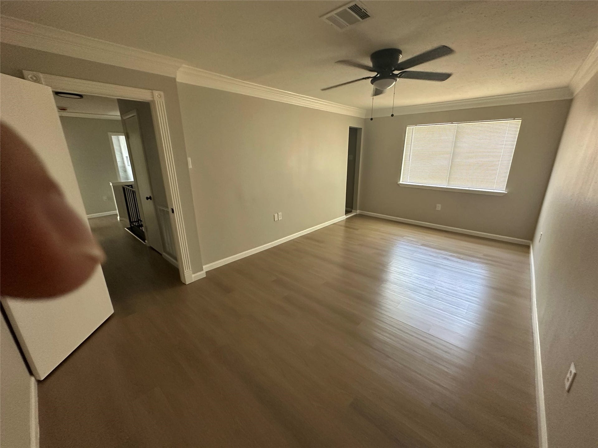 44 Yewleaf Road, The Woodlands, TX 77381 44 Yewleaf Road, The Woodlands, TX 77381