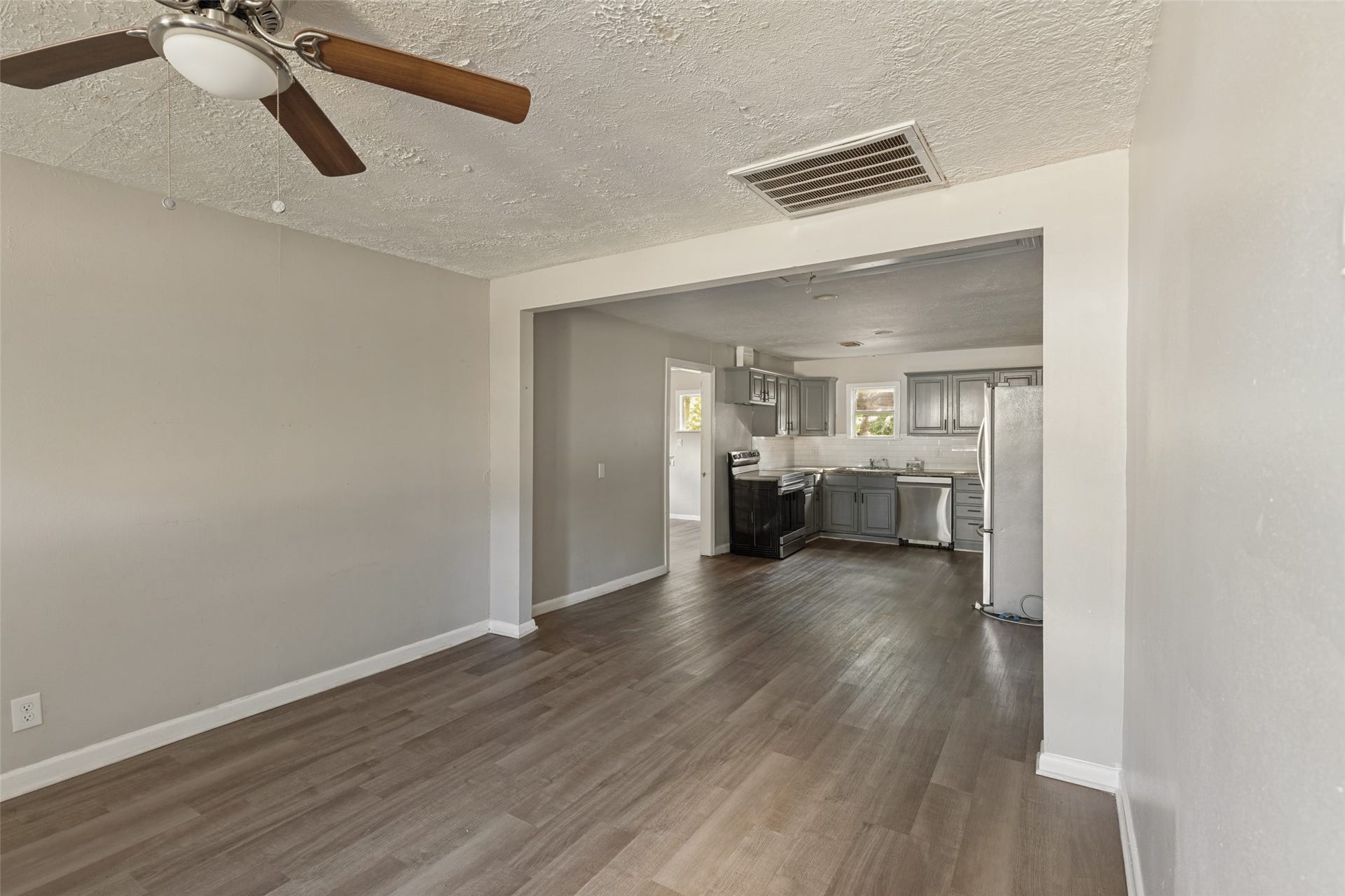 302 14th Street N, Texas City, TX 77590 302 14th Street N, Texas City, TX 77590