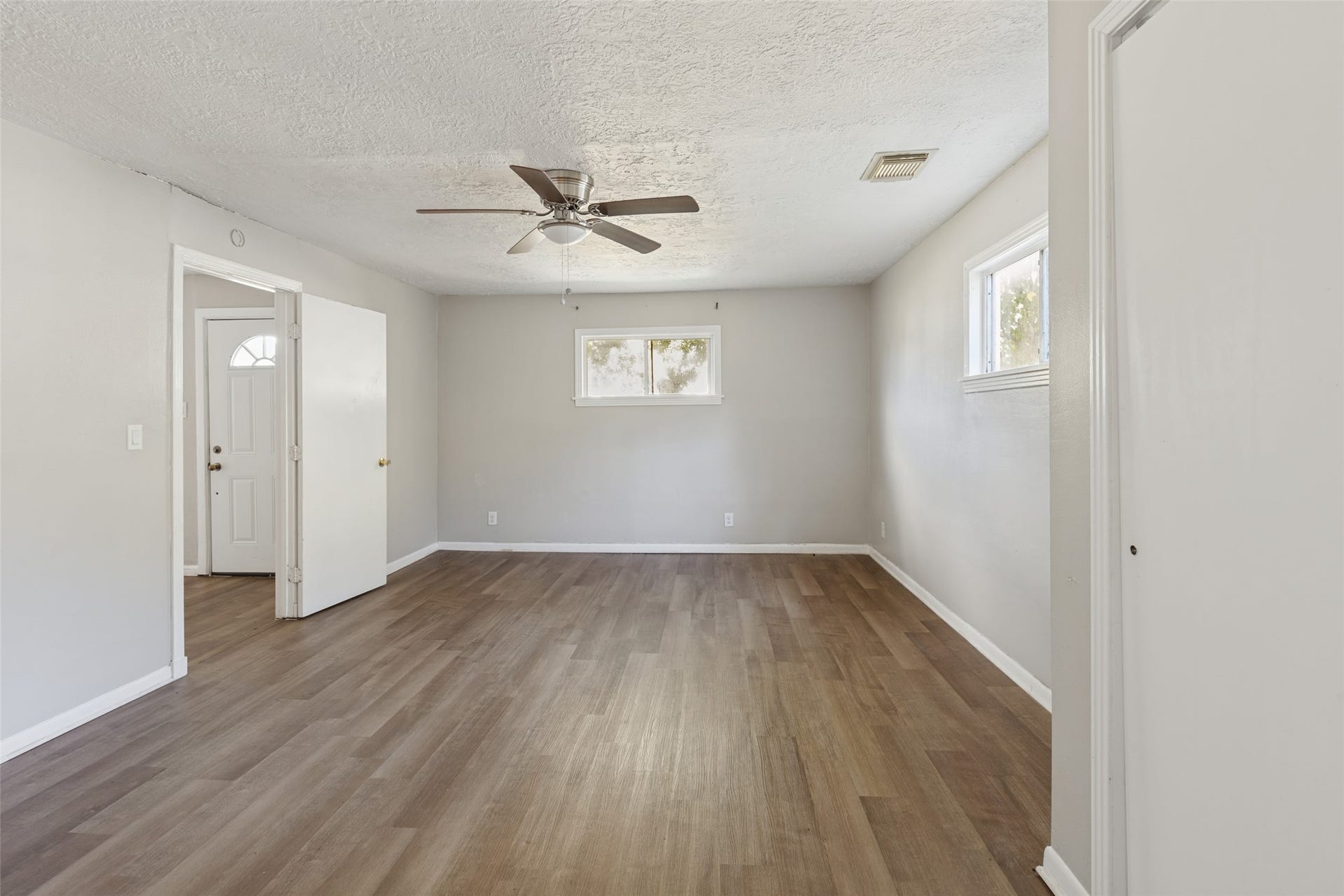 302 14th Street N, Texas City, TX 77590 302 14th Street N, Texas City, TX 77590