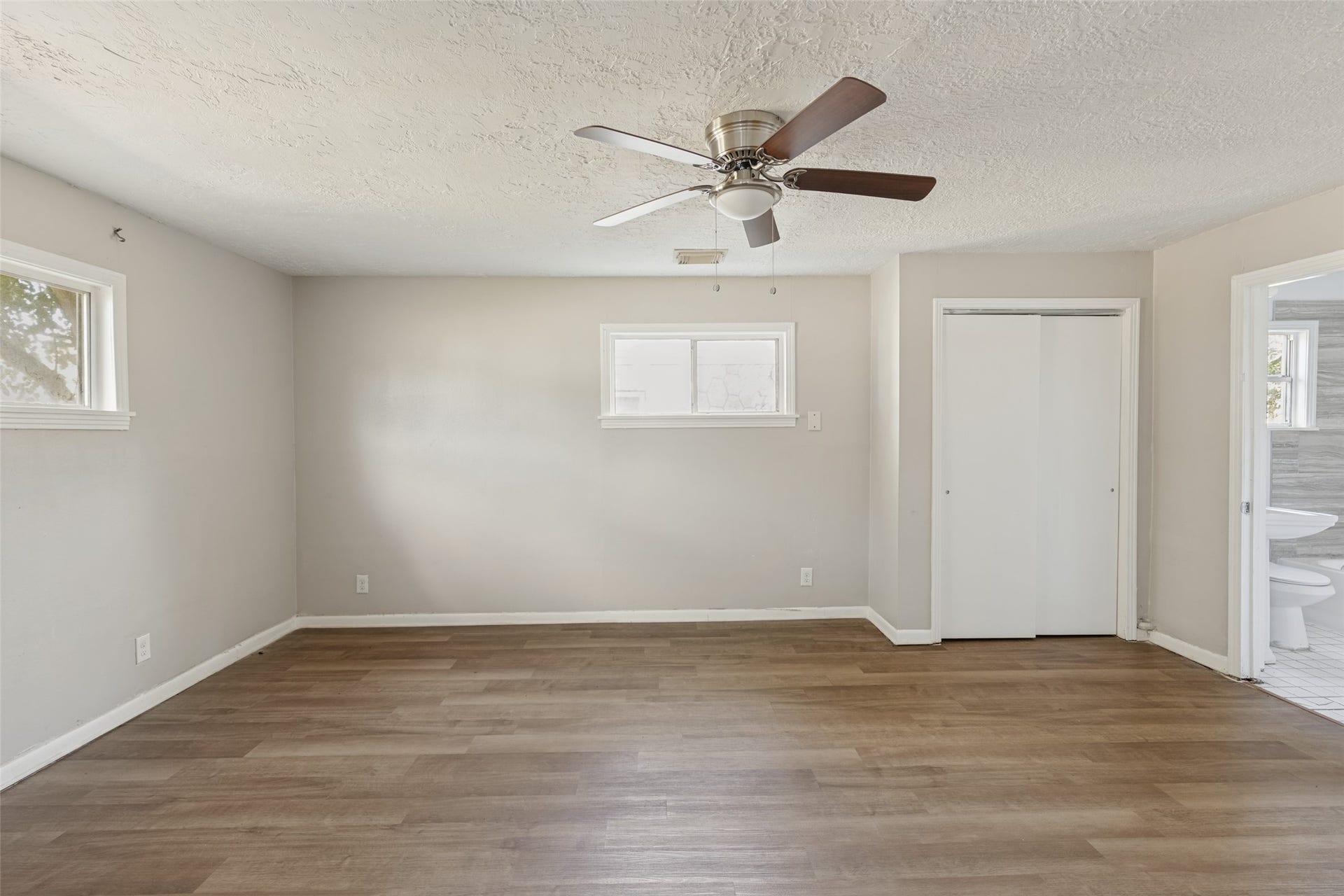 302 14th Street N, Texas City, TX 77590 302 14th Street N, Texas City, TX 77590