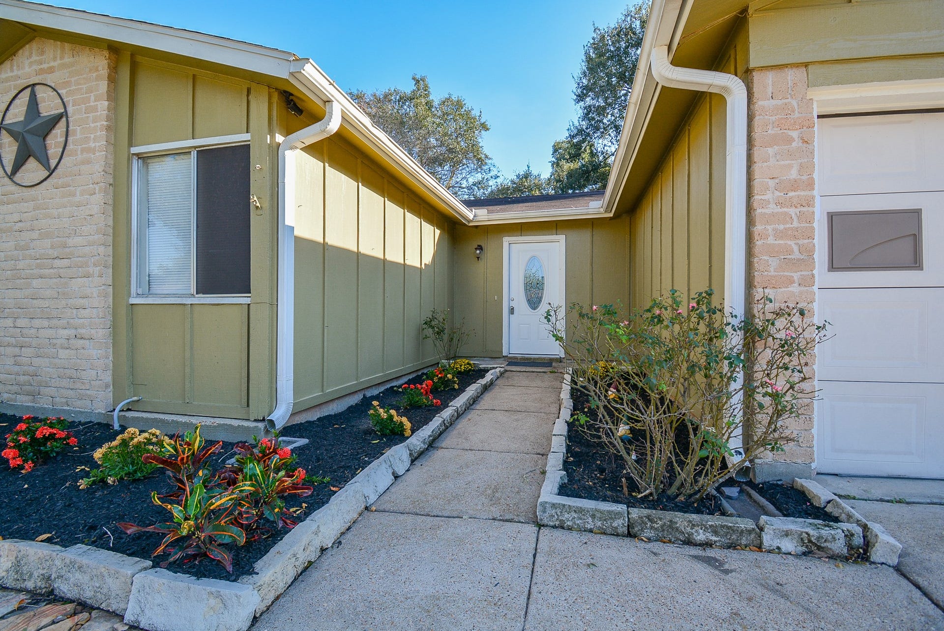 22523 Leedstown Lane, Katy, TX 77449 22523 Leedstown Lane, Katy, TX 77449