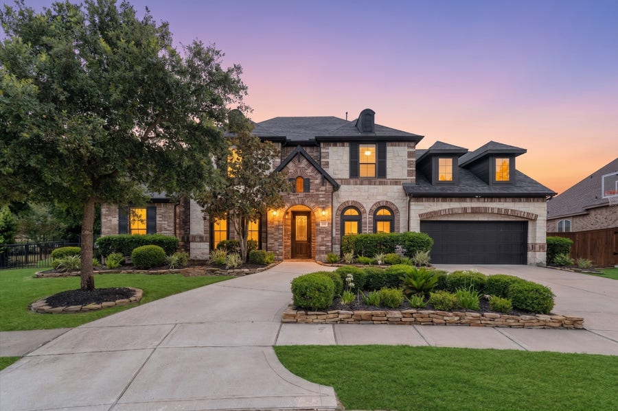 Property photo for 18703 S Bee Cave Springs Cir, Cypress, TX