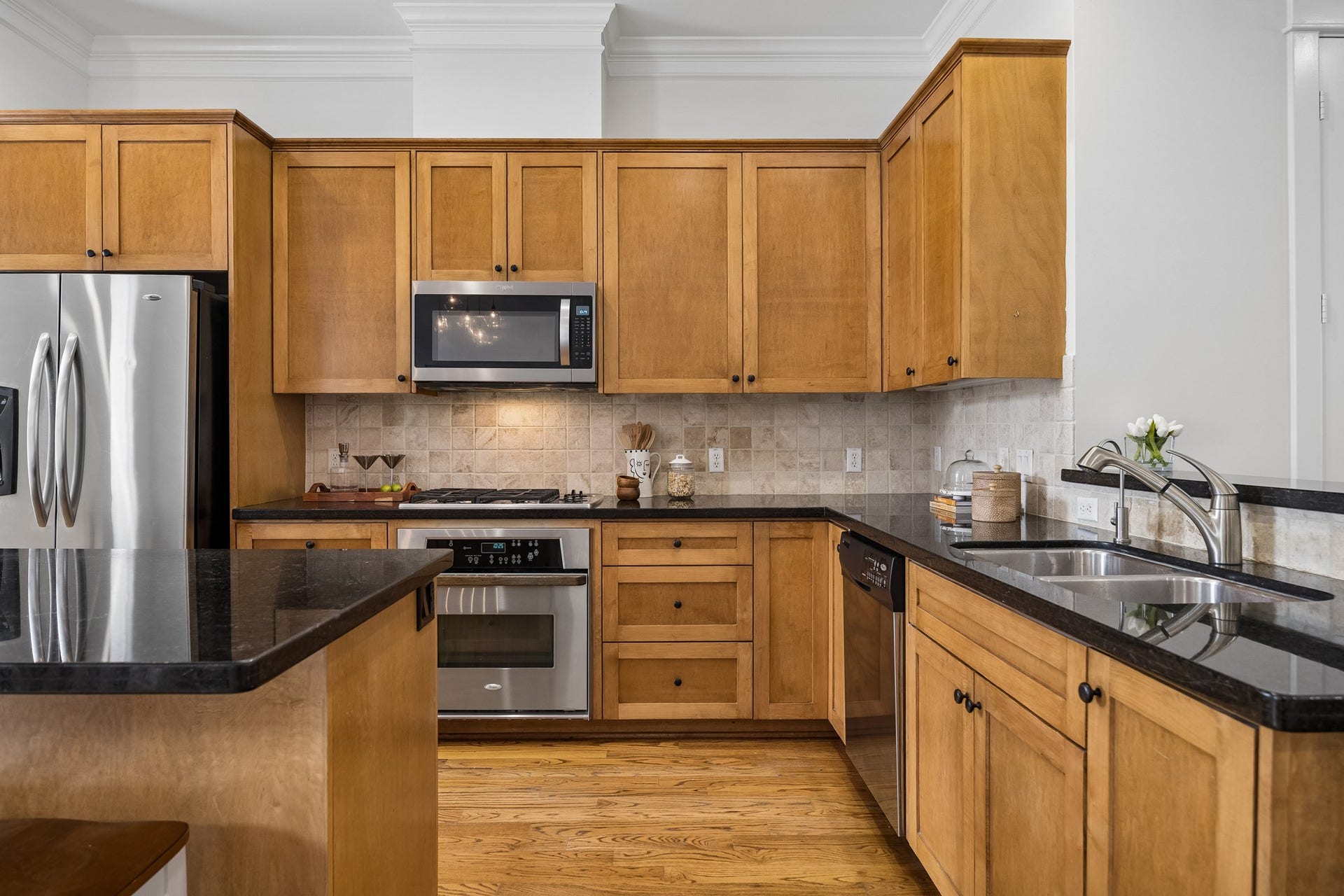 916 Lawrence Street, #A, Houston, TX 77008 916 Lawrence Street, #A, Houston, TX 77008