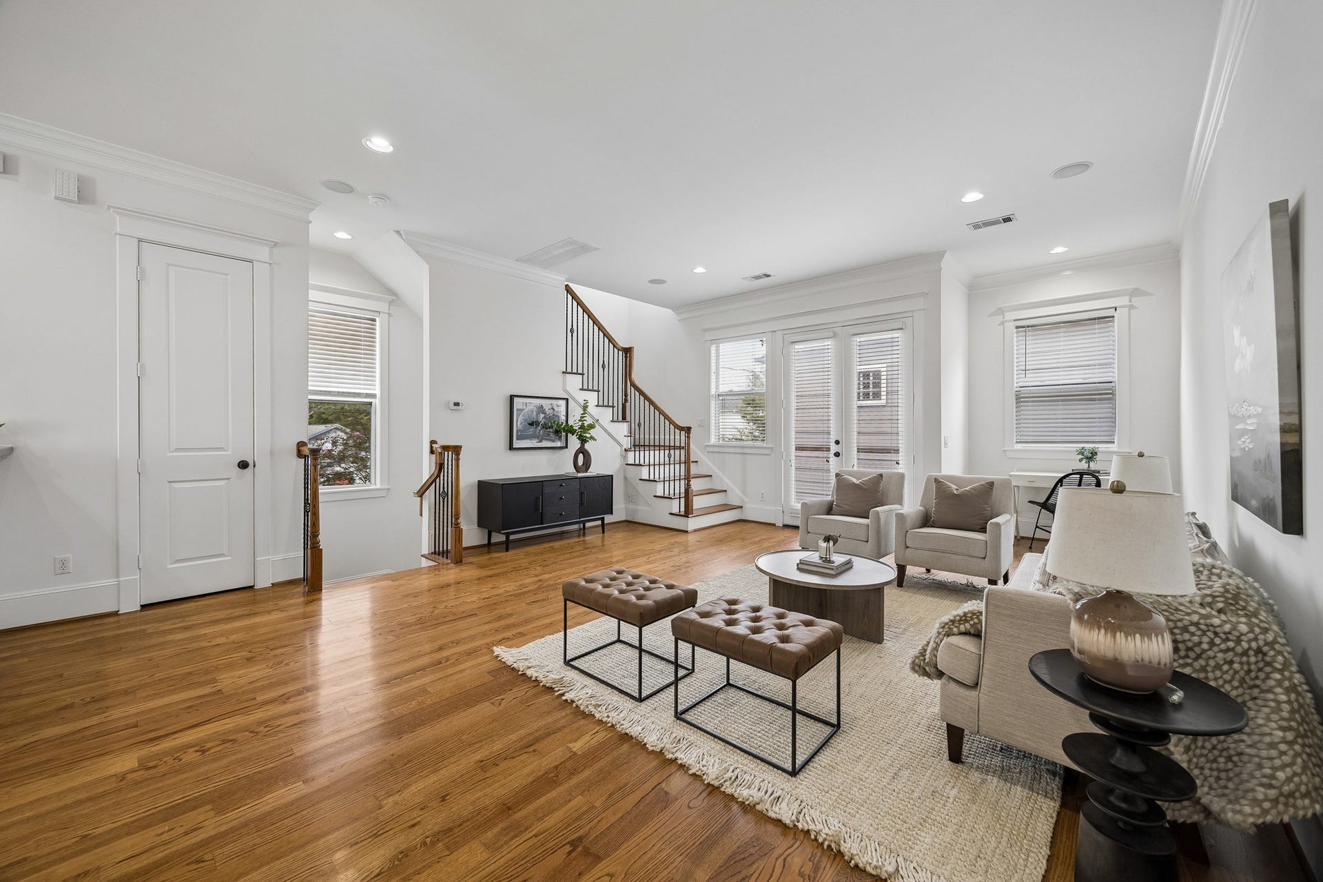 916 Lawrence Street, #A, Houston, TX 77008 916 Lawrence Street, #A, Houston, TX 77008