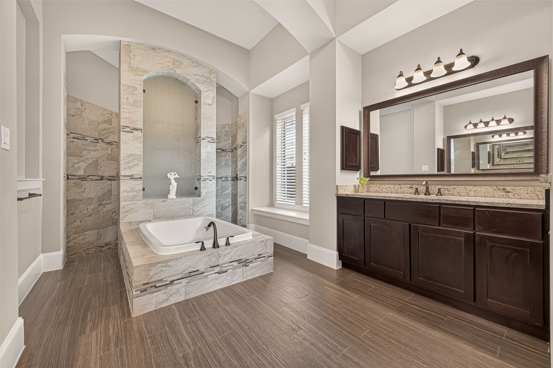 17811 Riata Prairie Lane, Cypress, TX 77433 Grand Primary Bath with Large Soaking Tub and Walk In Texas Sized Shower
