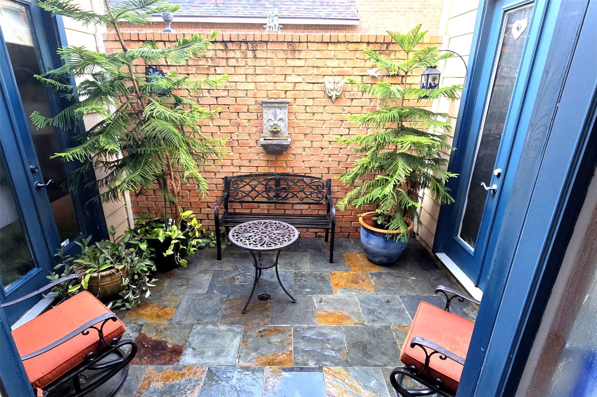 1142 Misty Lake Drive, Sugar Land, TX 77498 1142 Misty Lake Drive, Sugar Land, TX 77498
