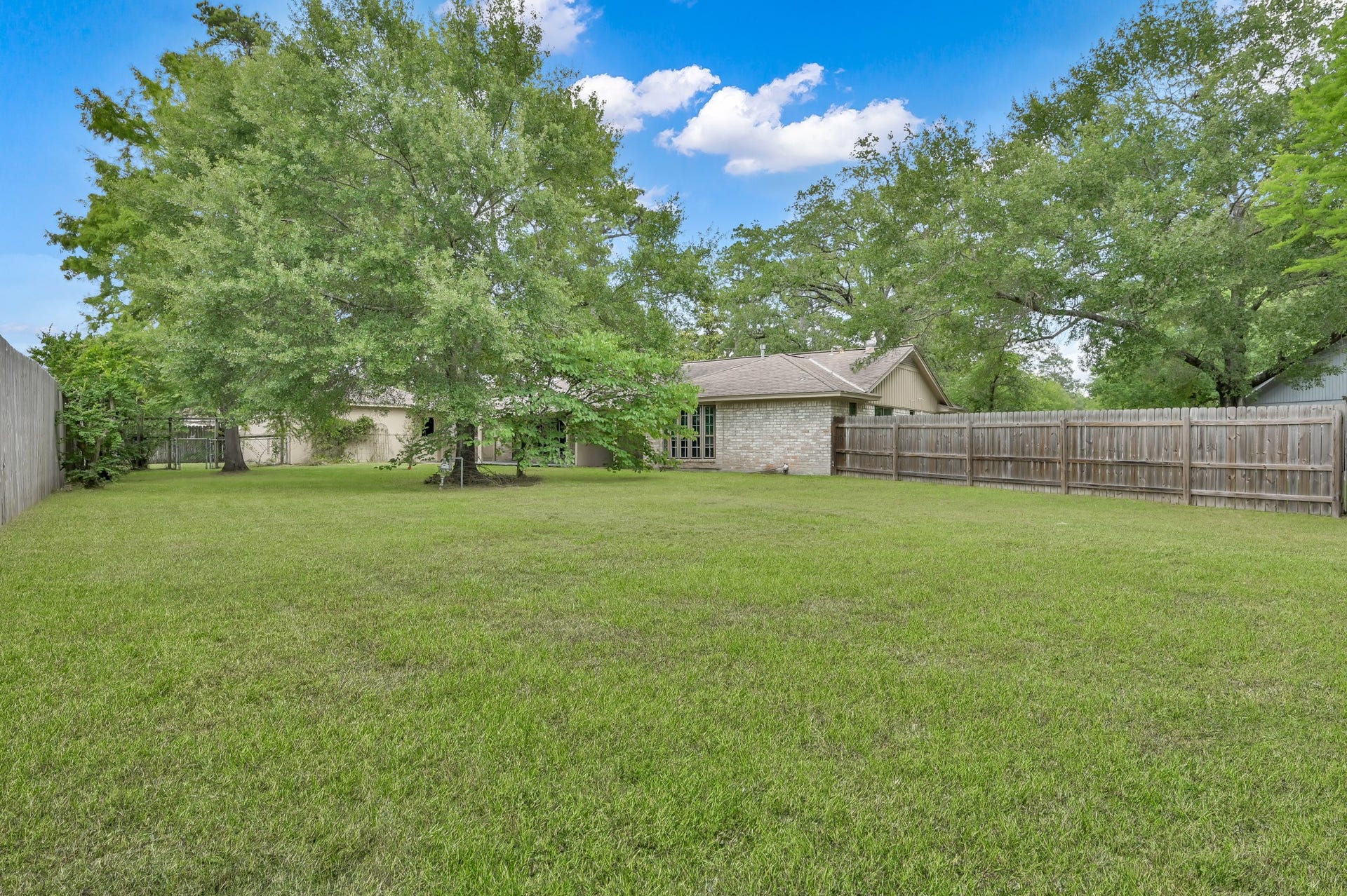 27110 Jimmy Lane, Oak Ridge North, TX 77385 27110 Jimmy Lane, Oak Ridge North, TX 77385