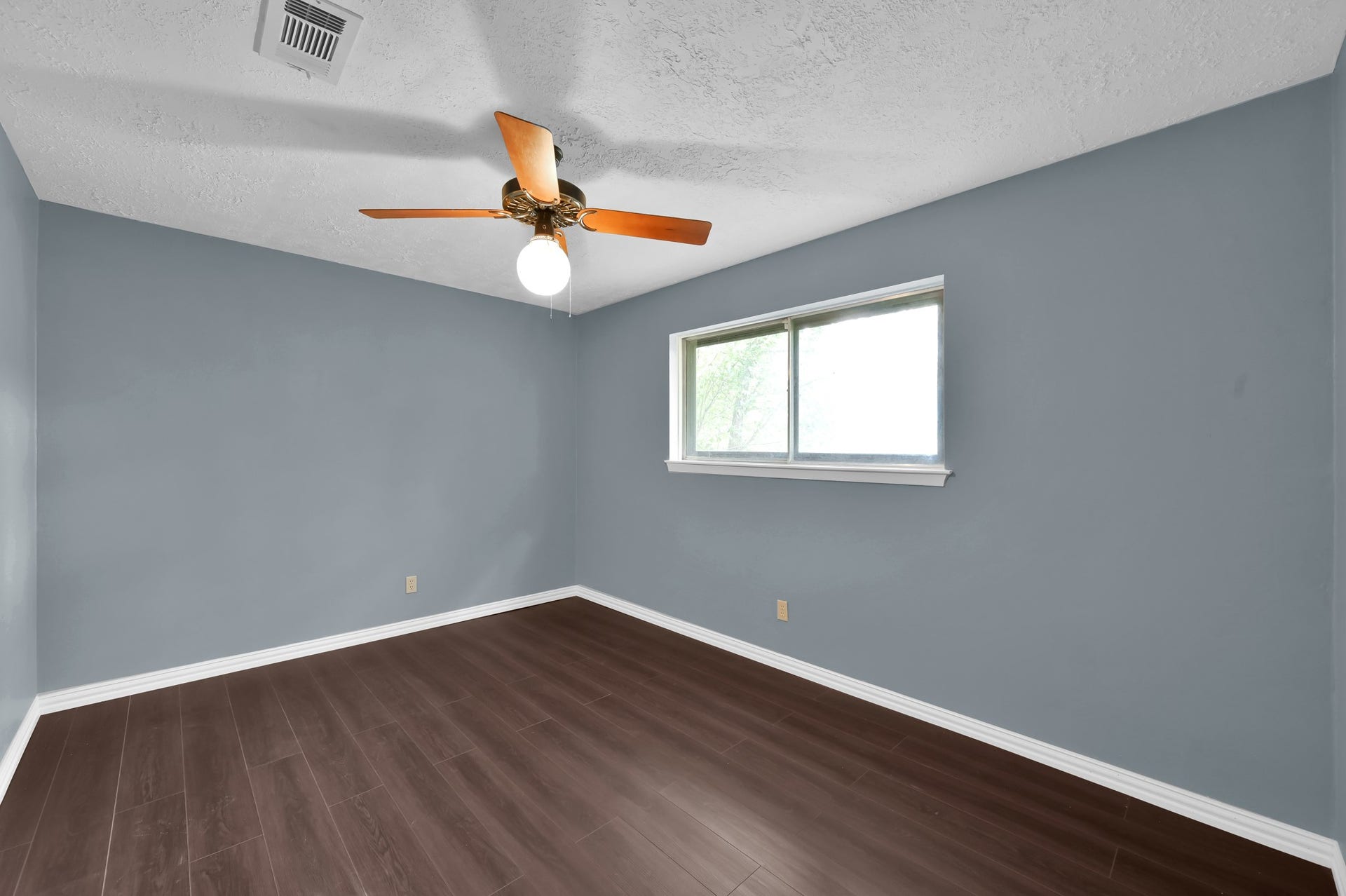 27110 Jimmy Lane, Oak Ridge North, TX 77385 27110 Jimmy Lane, Oak Ridge North, TX 77385