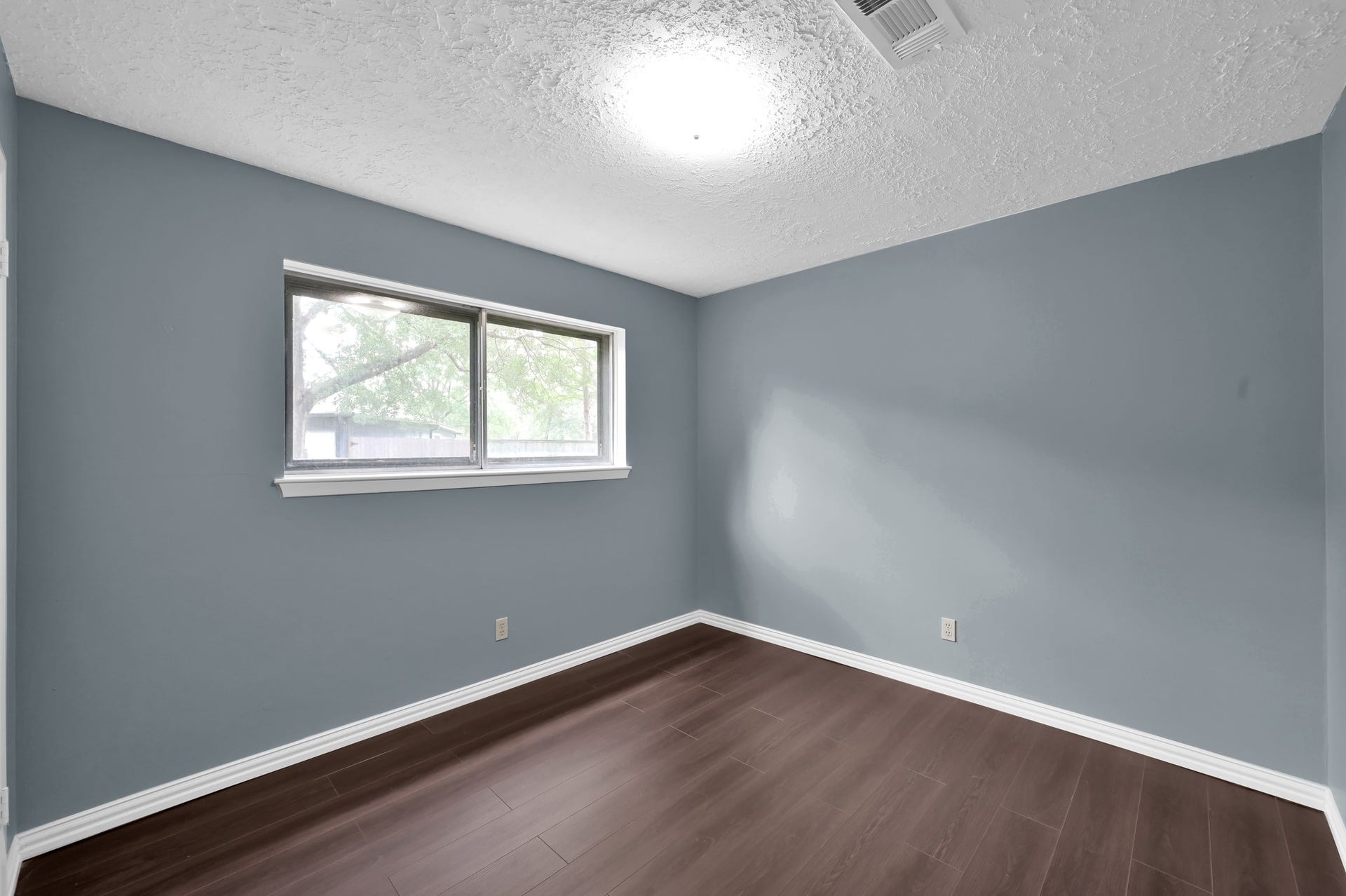 27110 Jimmy Lane, Oak Ridge North, TX 77385 27110 Jimmy Lane, Oak Ridge North, TX 77385
