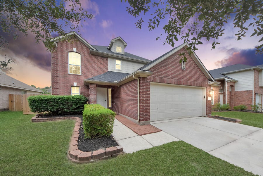 Property photo for 7238 Foxshadows Lane, Humble, TX
