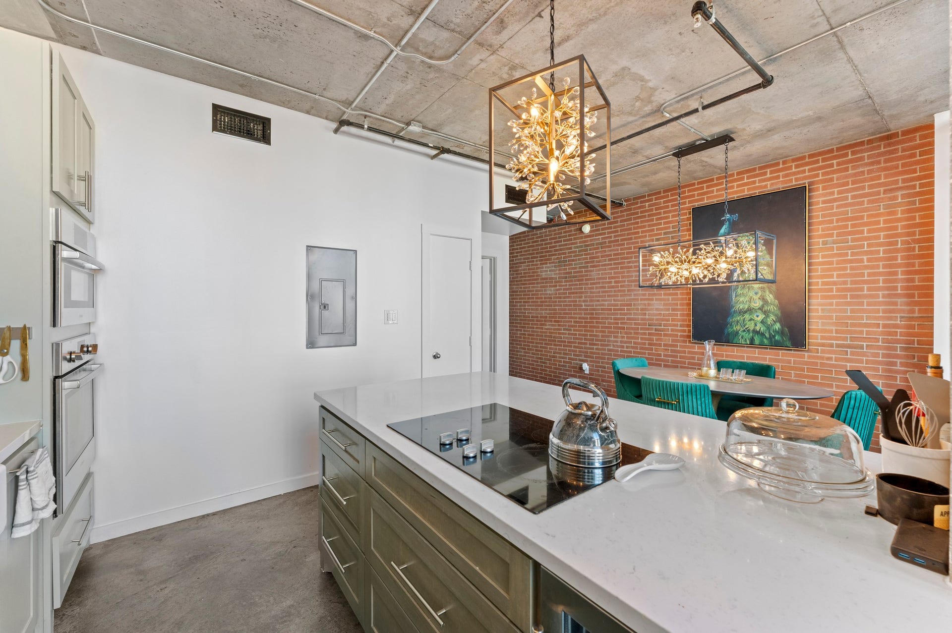 2000 Bagby Street, #7416, Houston, TX 77002 2000 Bagby Street, #7416, Houston, TX 77002
