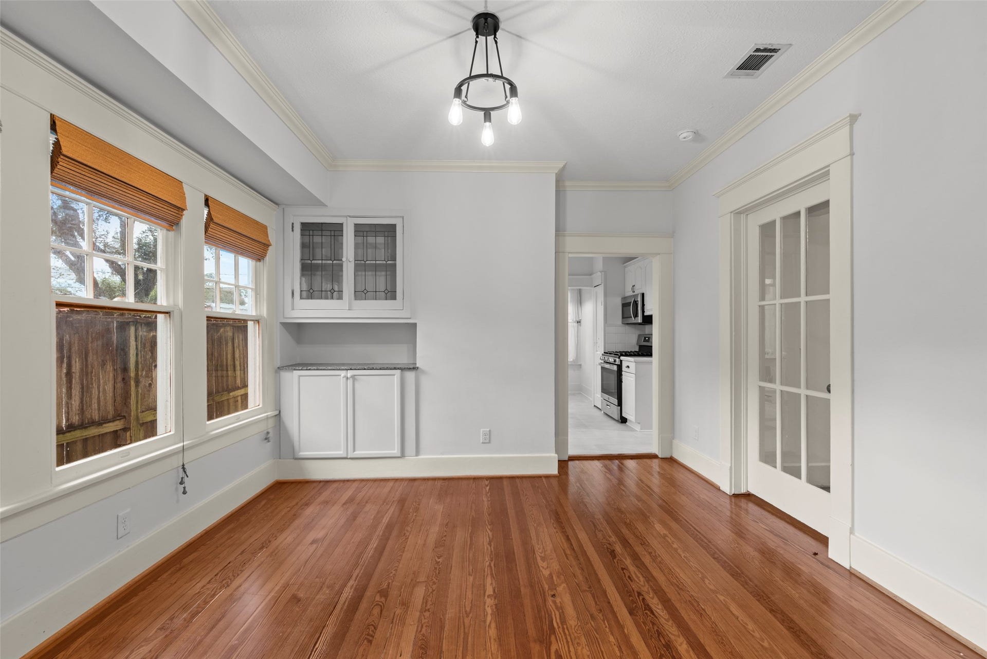 1412 Kipling Street, Houston, TX 77006 1412 Kipling Street, Houston, TX 77006