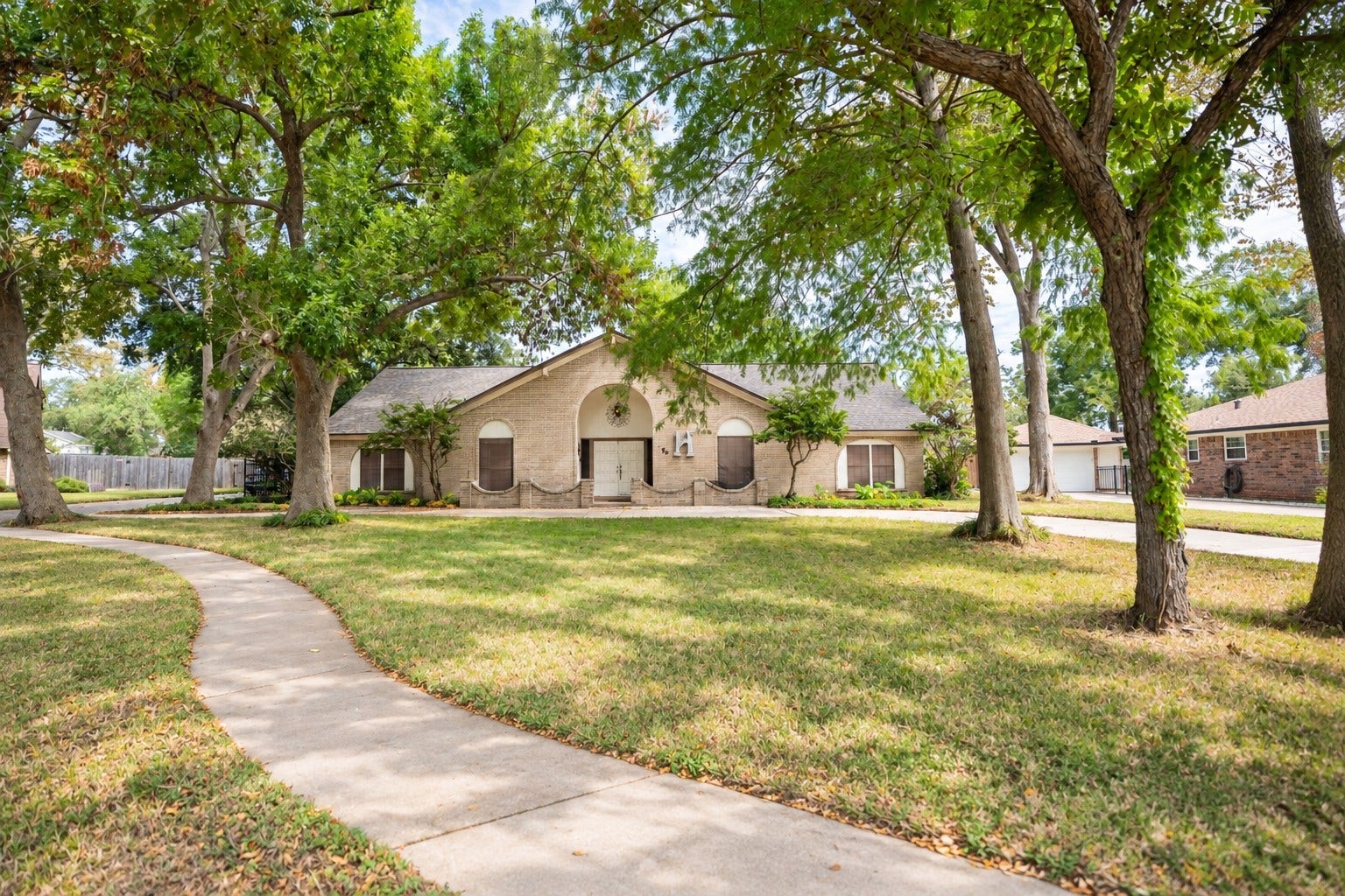 56 Flag Court, Lake Jackson, TX 77566 56 Flag Court, Lake Jackson, TX 77566