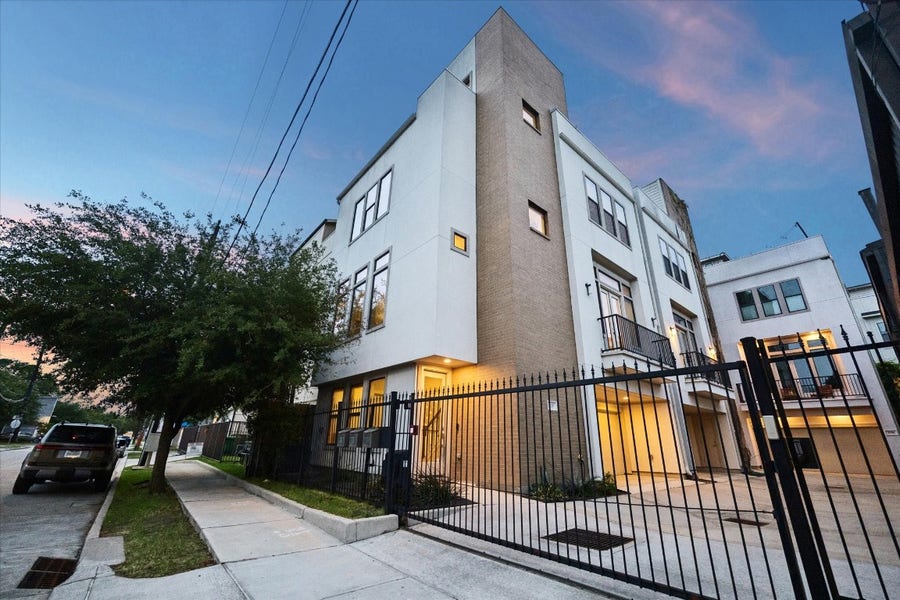 Property photo for 2110 Genesee Street, Houston, TX