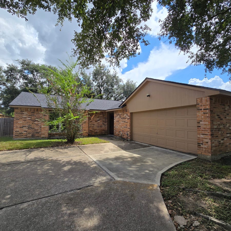 Property photo for 7222 Ridgeberry Drive, Houston, TX