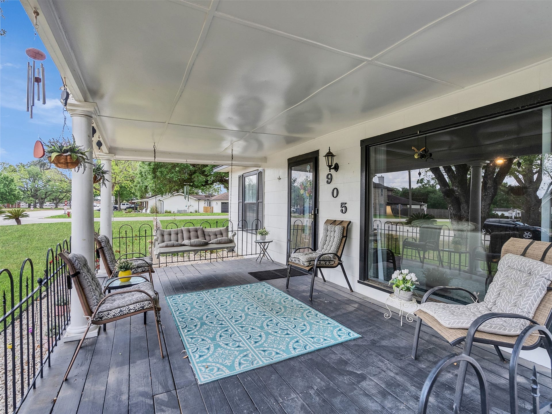 905 Bartlett Road, Katy, TX 77493