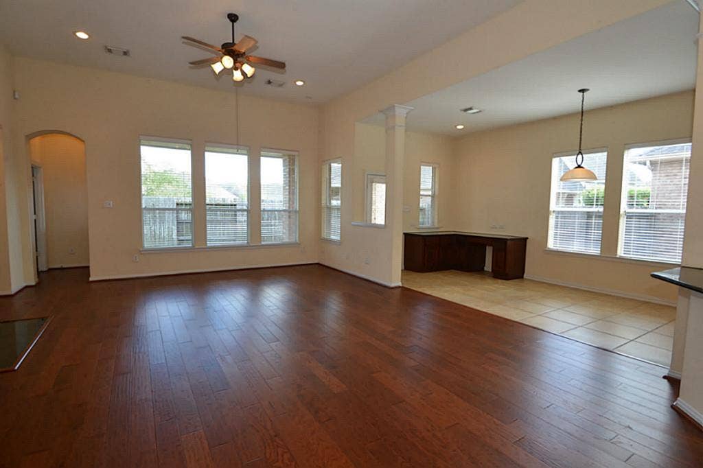 6606 Cadogan Court, Sugar Land, TX 77479 Built-in deskperfect for childrens homework, a study nook, or a convenient secondary computer workspace.