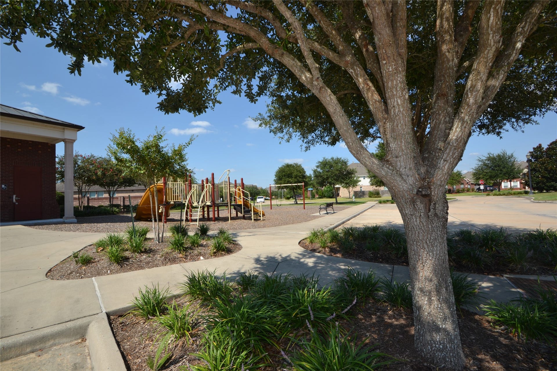 6606 Cadogan Court, Sugar Land, TX 77479 6606 Cadogan Court, Sugar Land, TX 77479