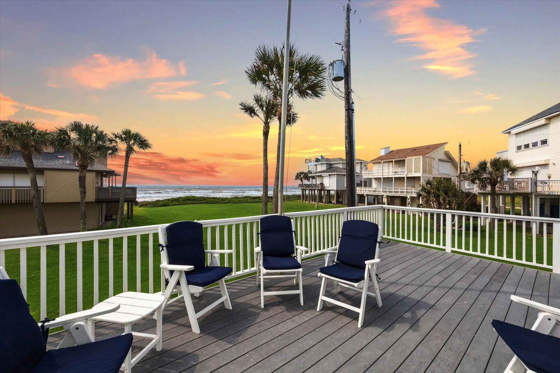 4211 Long Tom Ct, Galveston, TX 77554 Happy hour view of ocean, large yard and protected easement