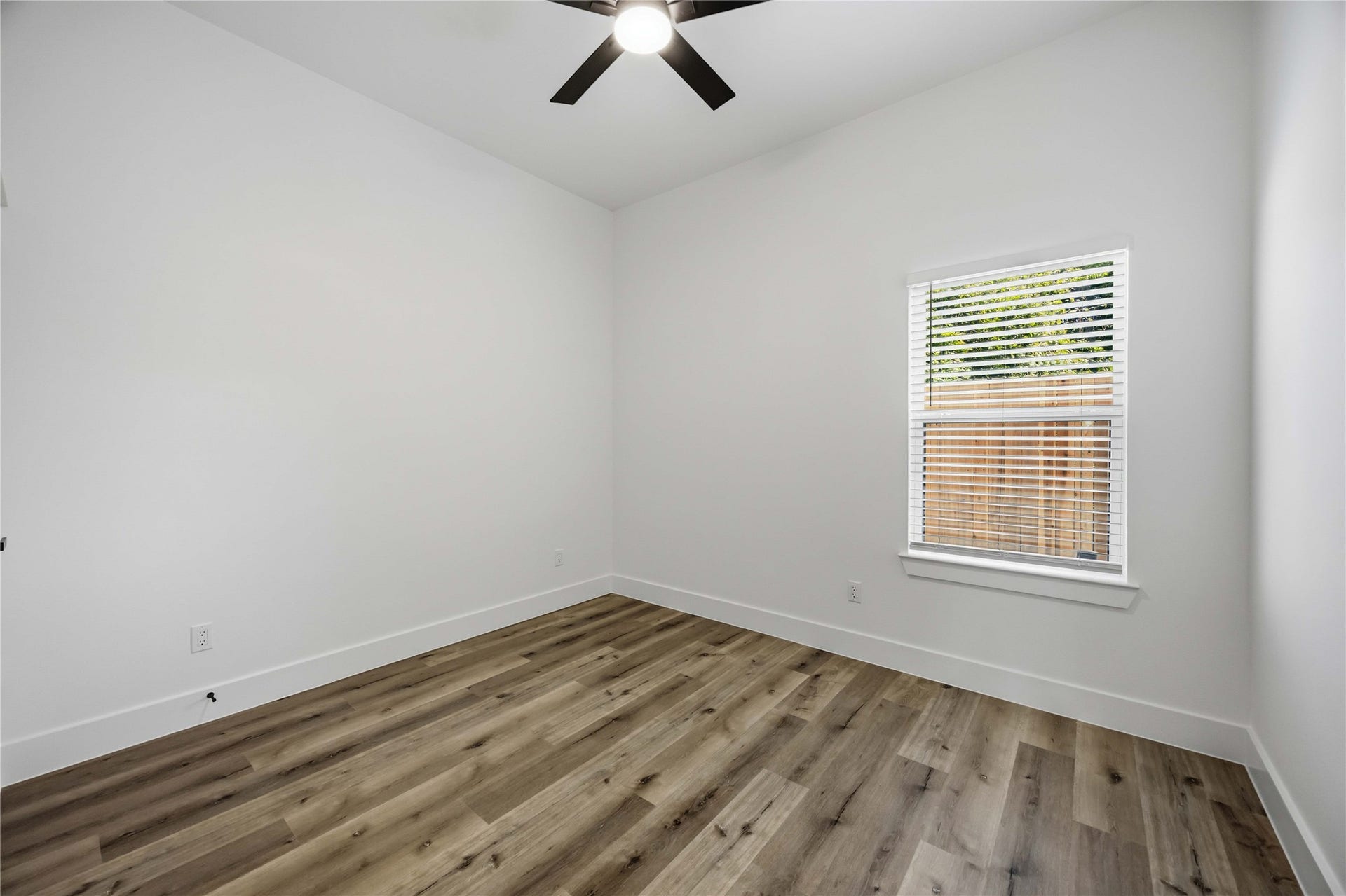3211 Market Street, #A, Houston, TX 77020 3211 Market Street, #A, Houston, TX 77020