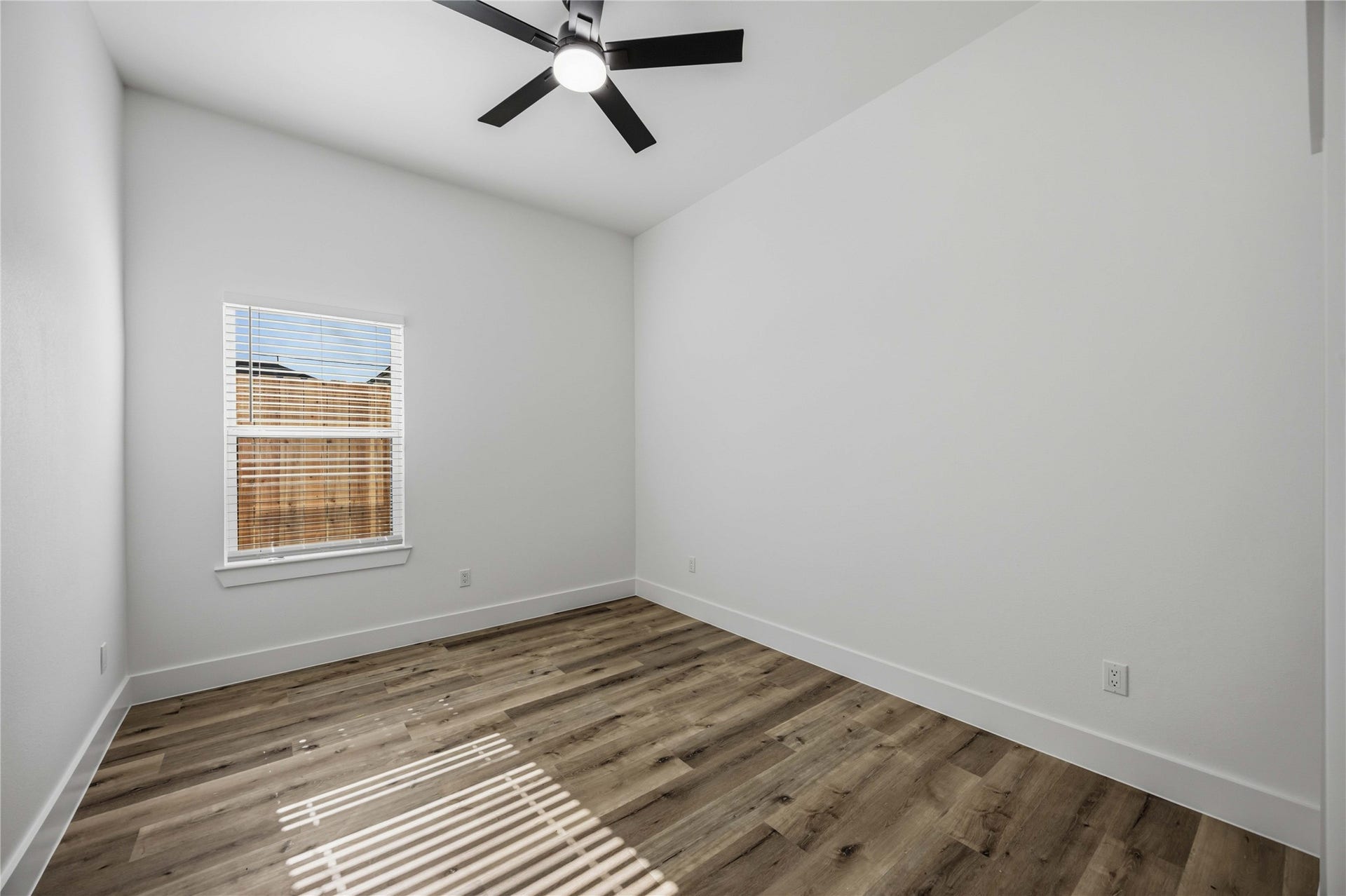 3211 Market Street, #A, Houston, TX 77020 3211 Market Street, #A, Houston, TX 77020