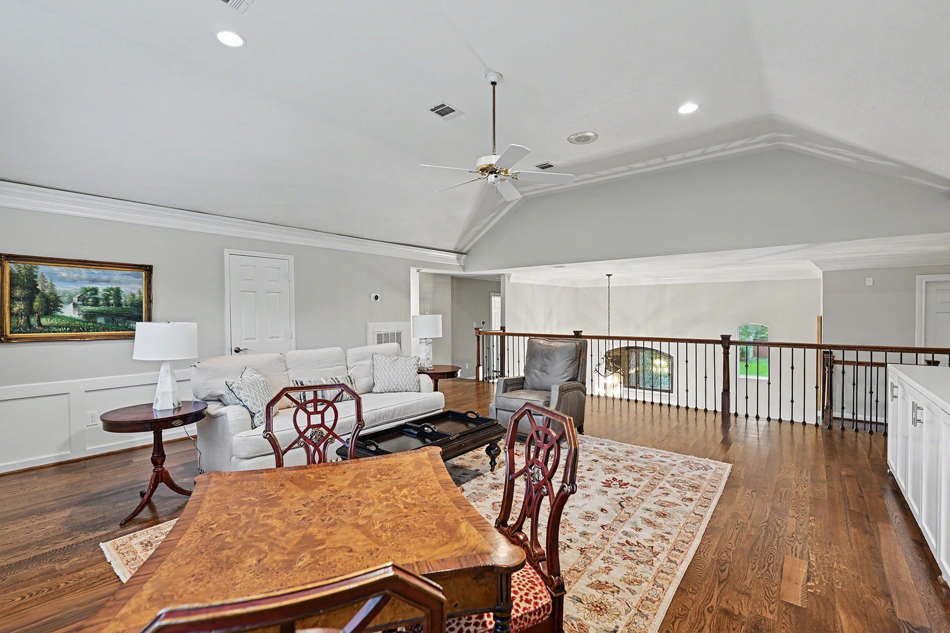 919 Bayou Parkway, Houston, TX 77077 919 Bayou Parkway, Houston, TX 77077