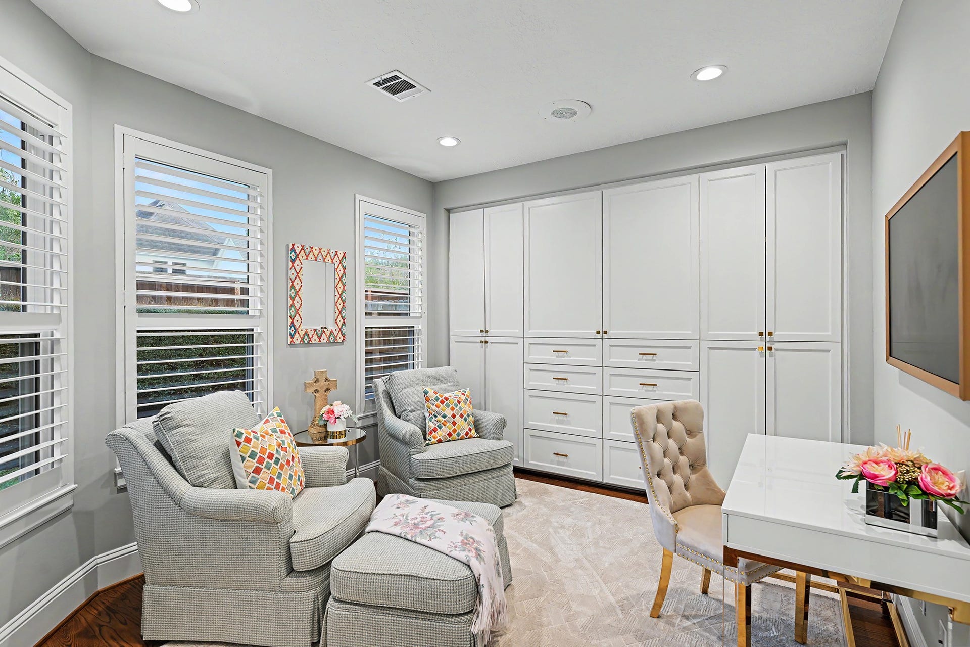 919 Bayou Parkway, Houston, TX 77077 919 Bayou Parkway, Houston, TX 77077