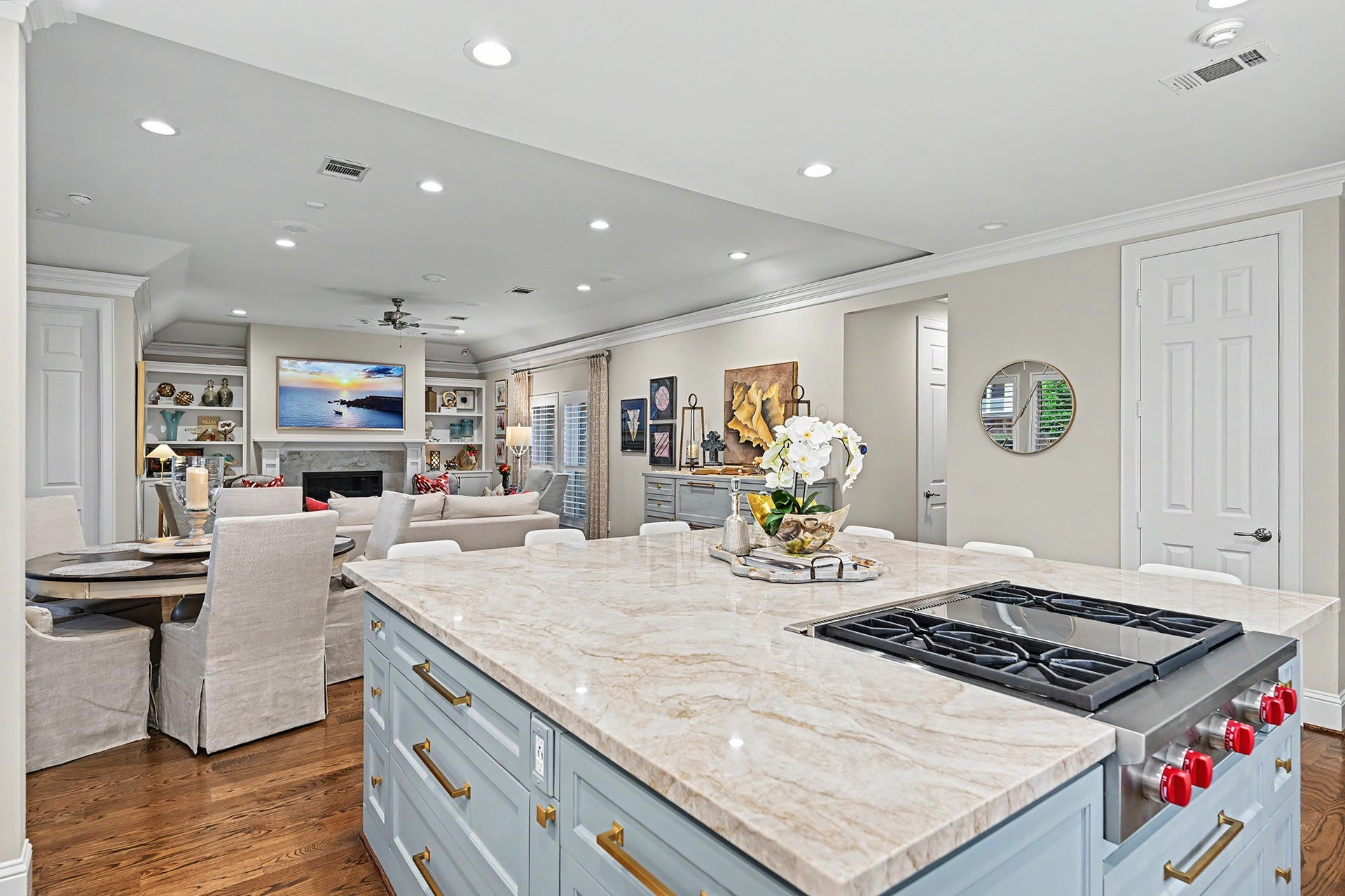 919 Bayou Parkway, Houston, TX 77077 919 Bayou Parkway, Houston, TX 77077
